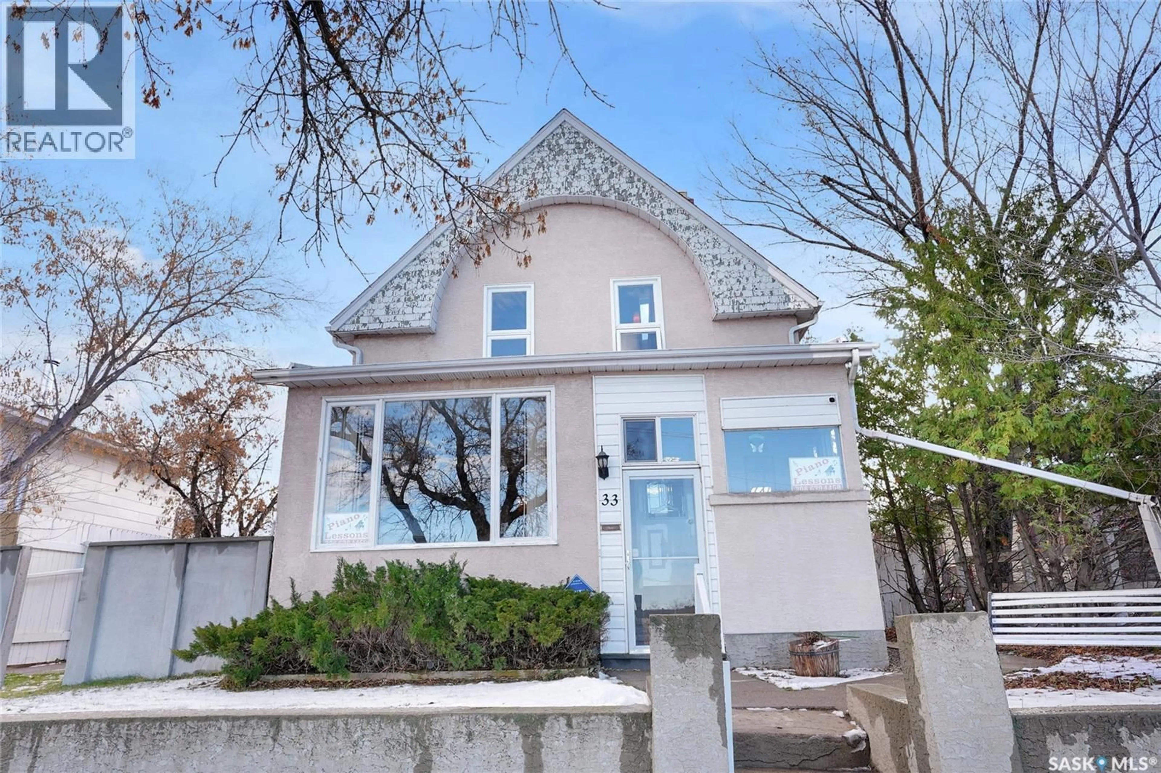 Unknown for 33 HOME STREET, Moose Jaw Saskatchewan S6H4X2