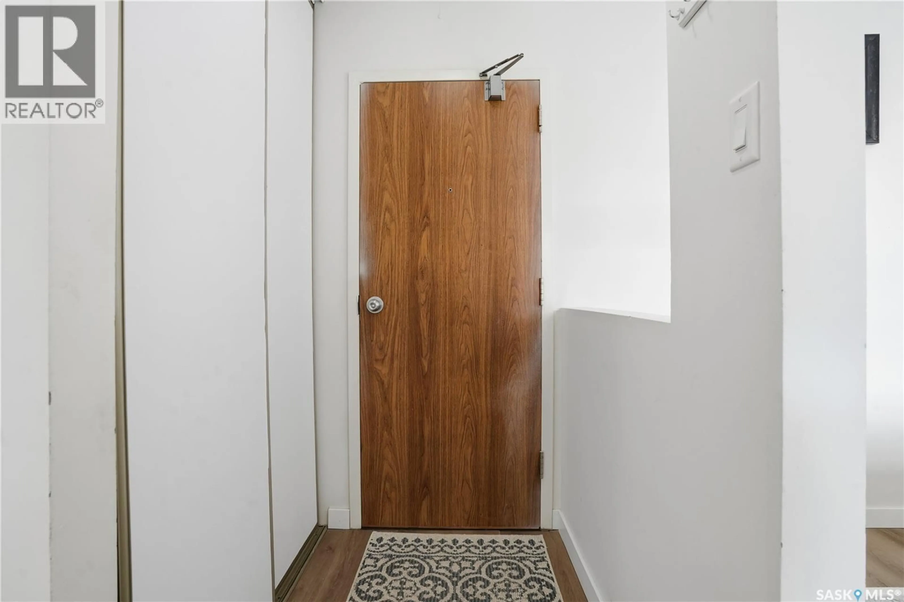 Indoor entryway for 31 - 306 RODENBUSH DRIVE, Regina Saskatchewan S4R8C7