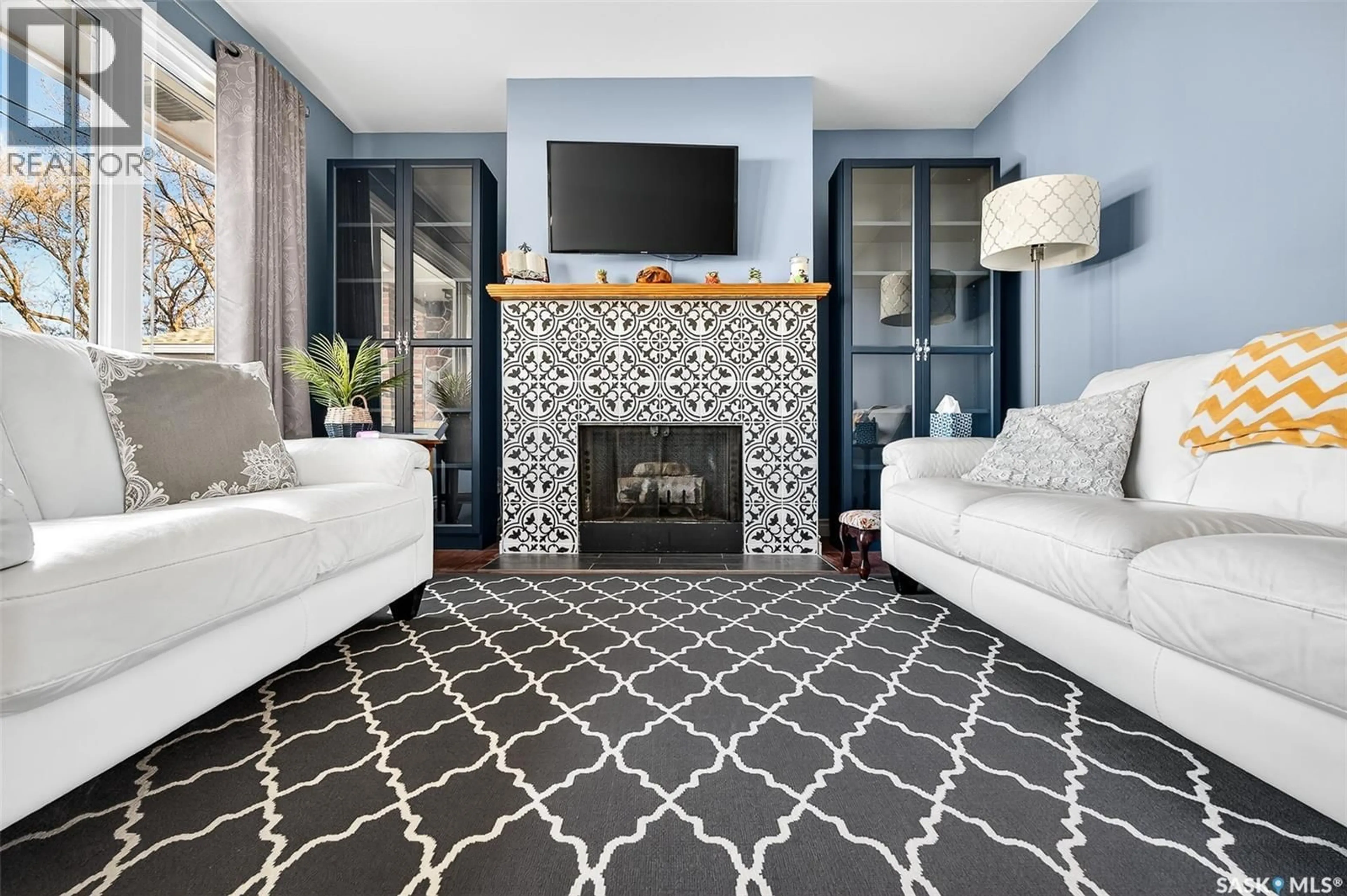 Living room with furniture, unknown for 175 DUFFIELD STREET, Moose Jaw Saskatchewan S6H5H2