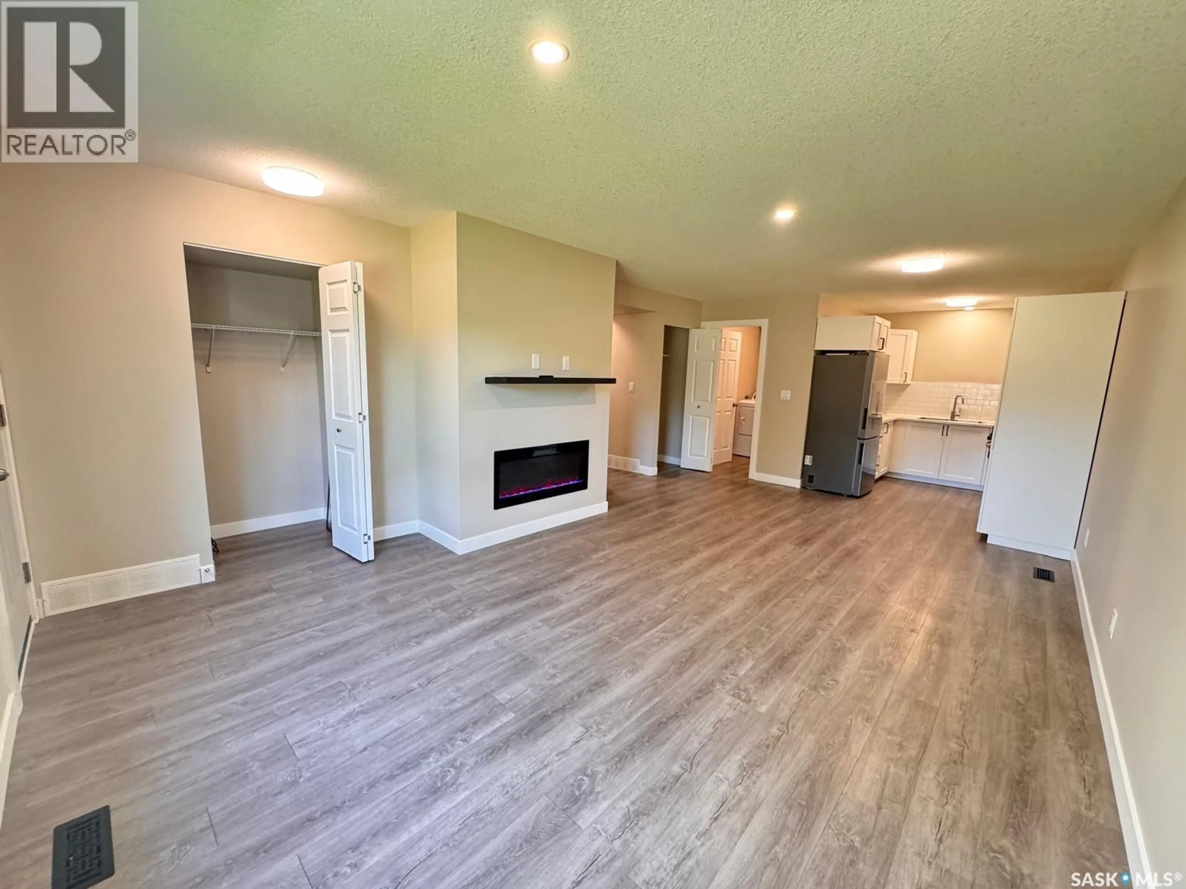 A pic of a room for 6505 ROCHDALE BOULEVARD, Regina Saskatchewan S4X2Z1