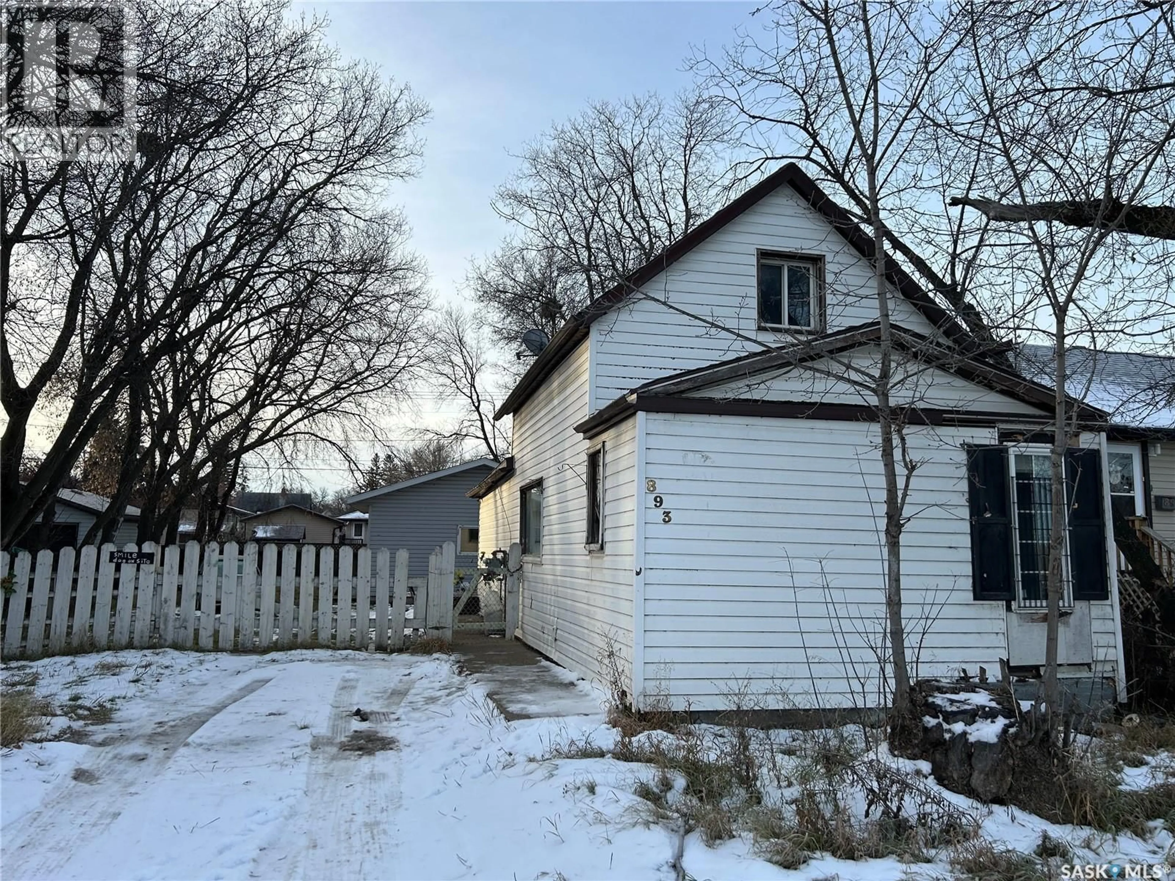 Shed for 893 RIVER STREET, Prince Albert Saskatchewan S6V2Z7