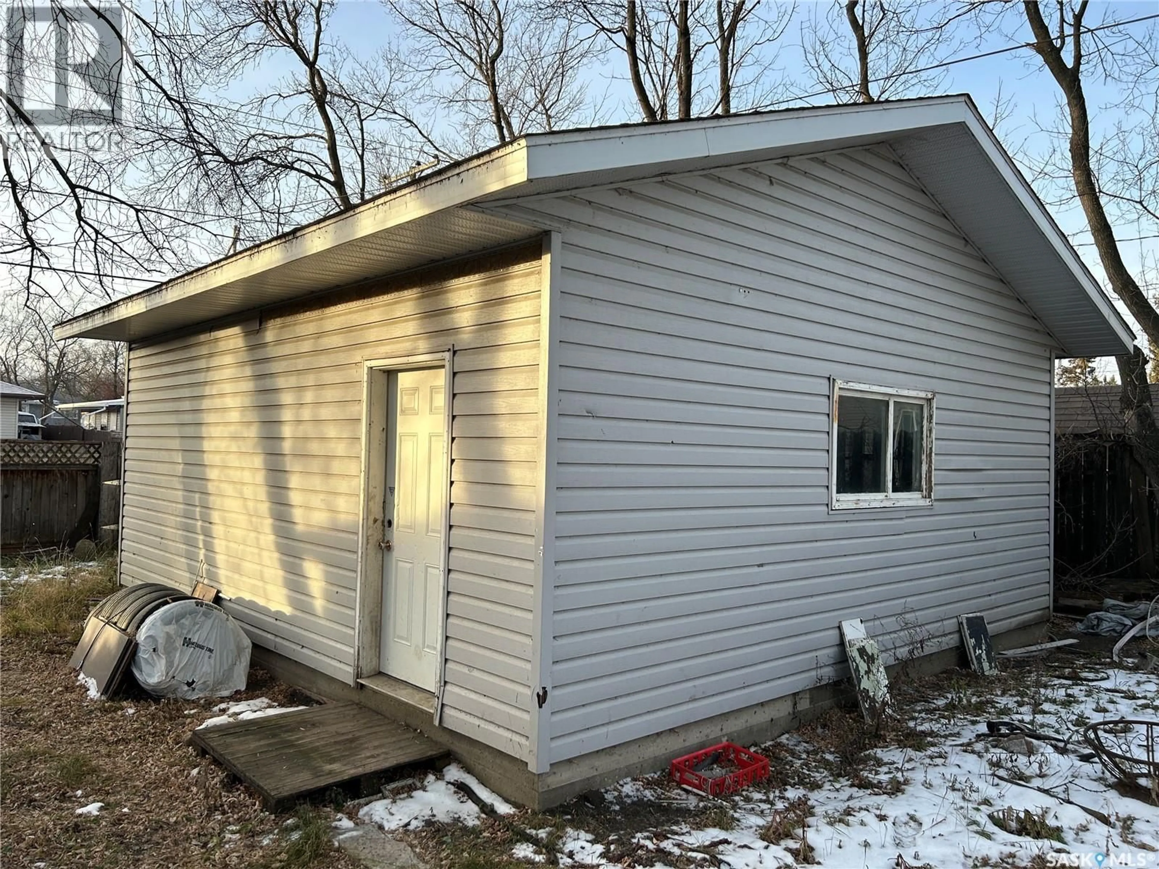 Shed for 893 RIVER STREET, Prince Albert Saskatchewan S6V2Z7