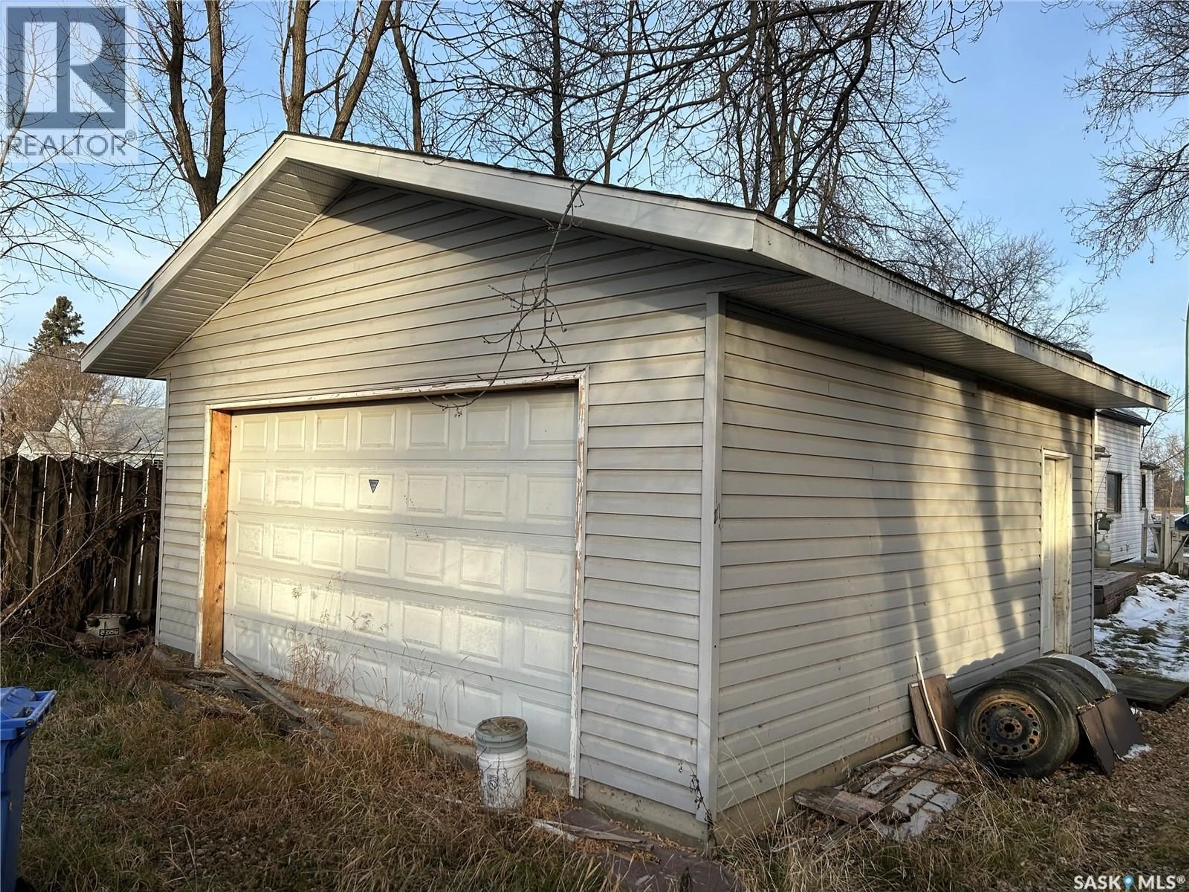 Shed for 893 RIVER STREET, Prince Albert Saskatchewan S6V2Z7