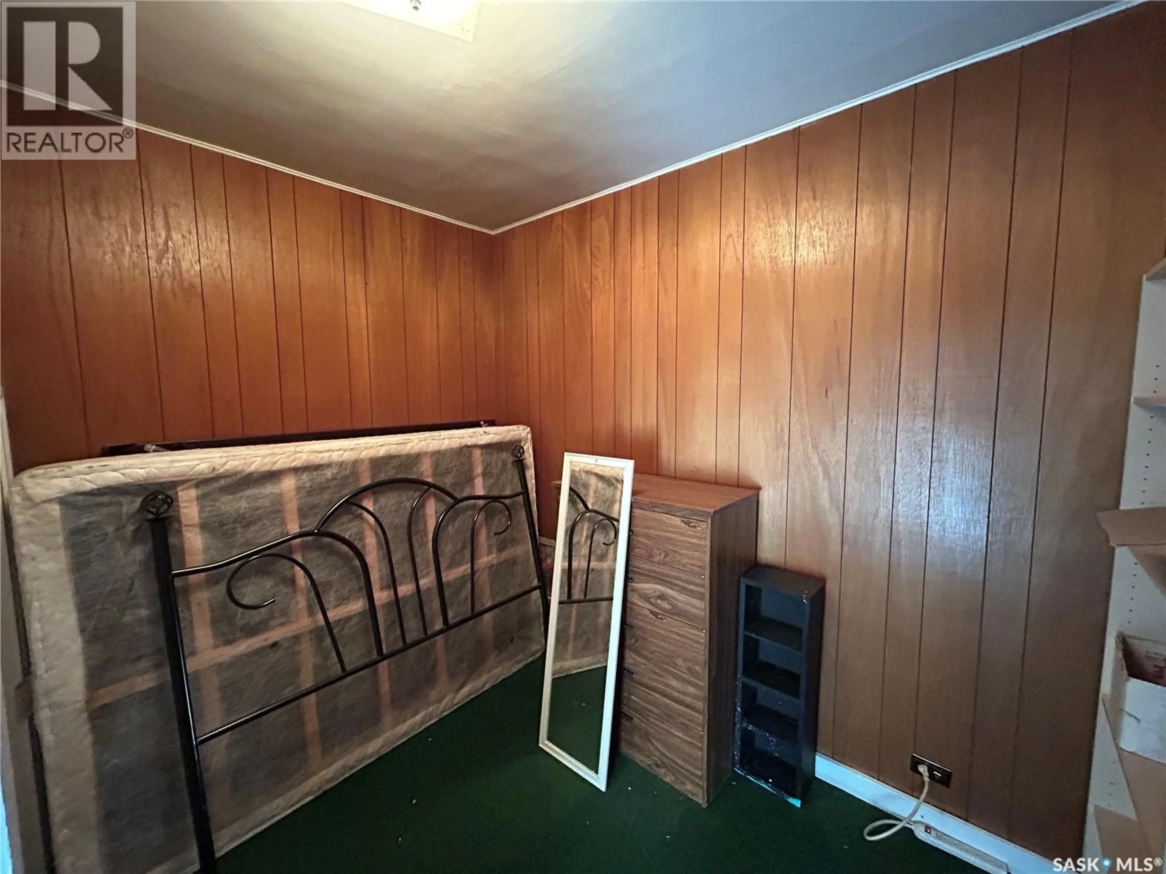 A pic of a room for 1010 COTEAU STREET, Moose Jaw Saskatchewan S6H5G4