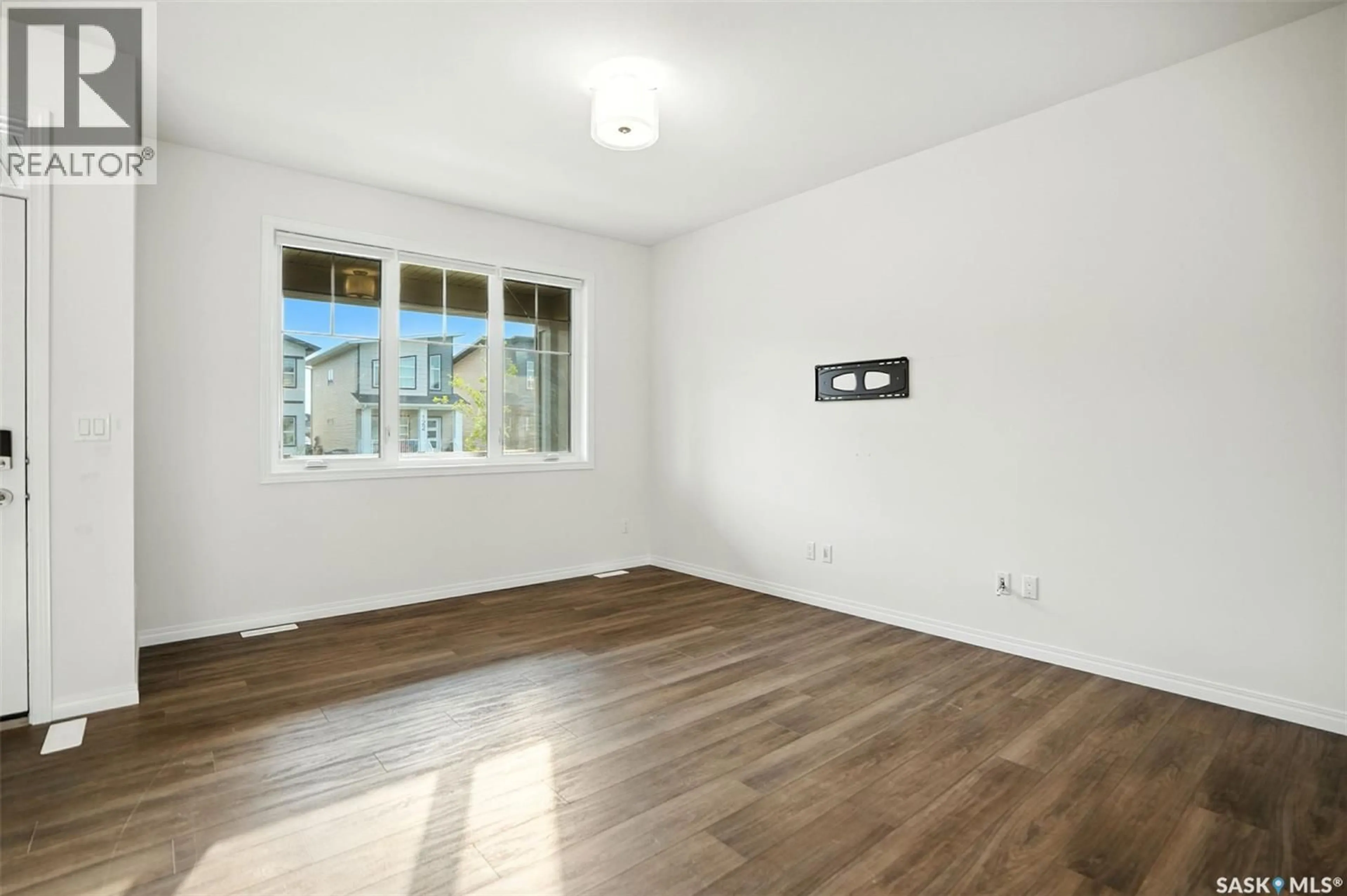 A pic of a room for 127 TAUBE AVENUE, Saskatoon Saskatchewan S7V0W1