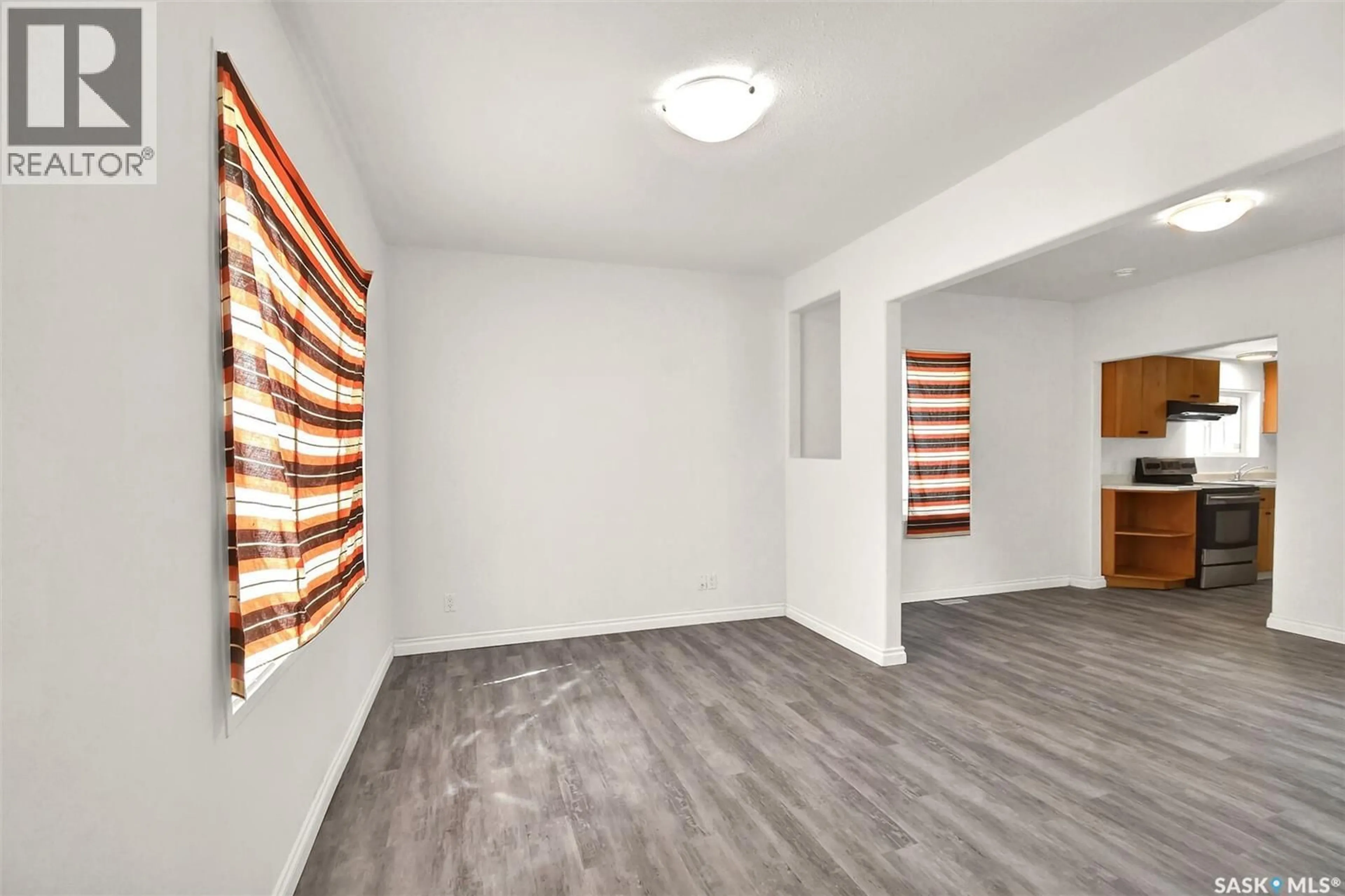 A pic of a room for 202 32ND STREET, Saskatoon Saskatchewan S7L0S4