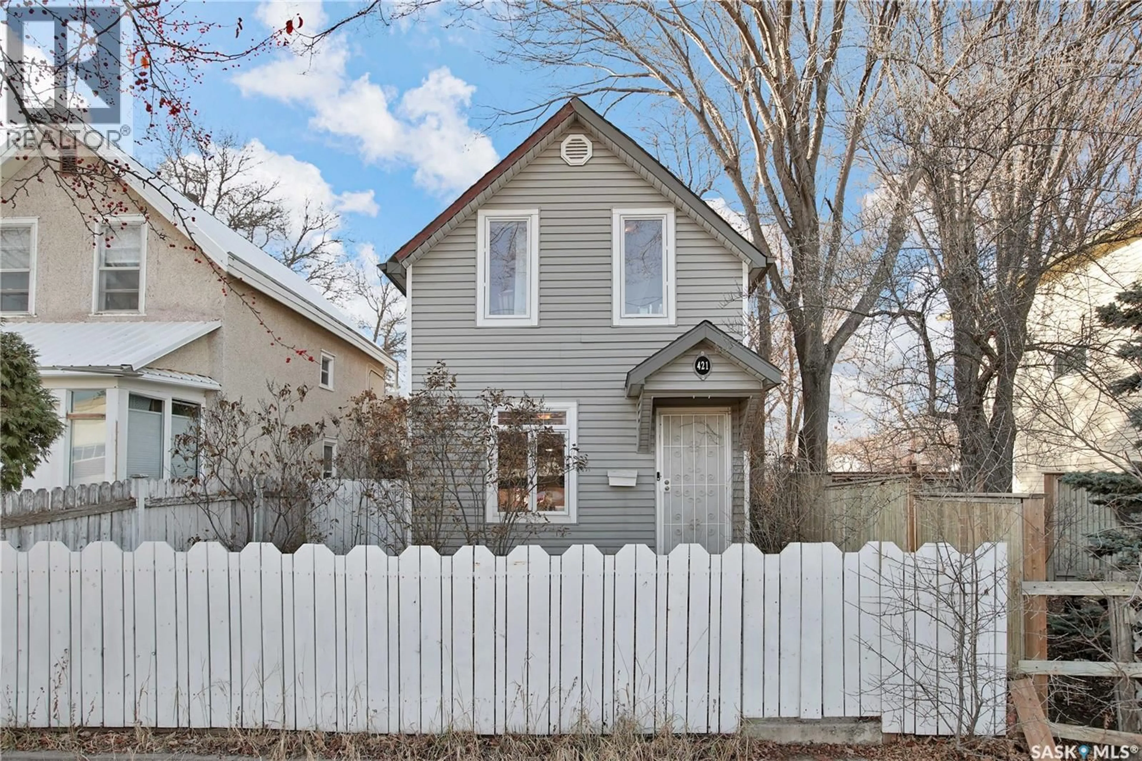 Unknown for 421 H AVENUE, Saskatoon Saskatchewan S7L2C1