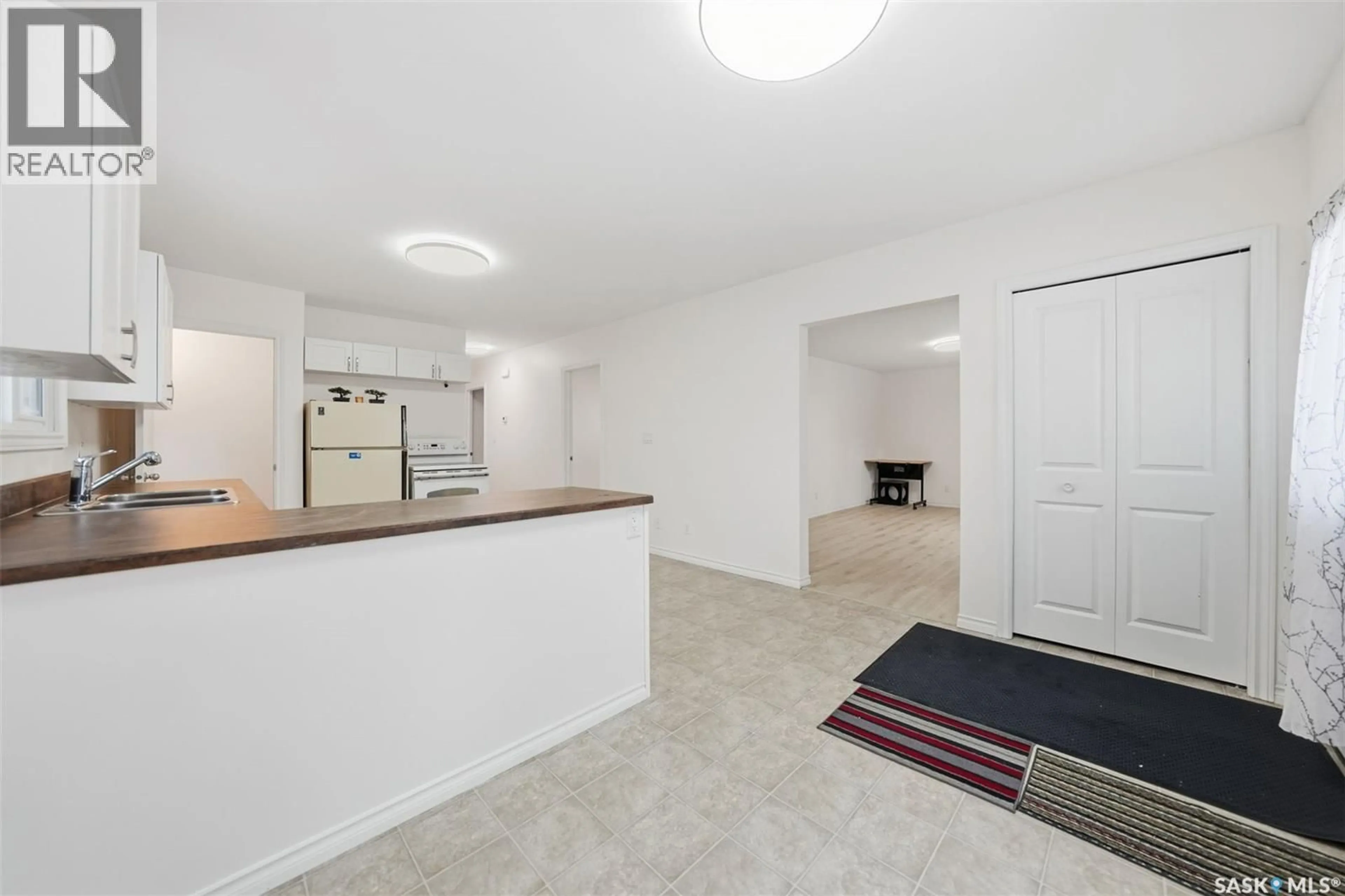 Unknown for 1211 D AVENUE, Saskatoon Saskatchewan S7L1N9