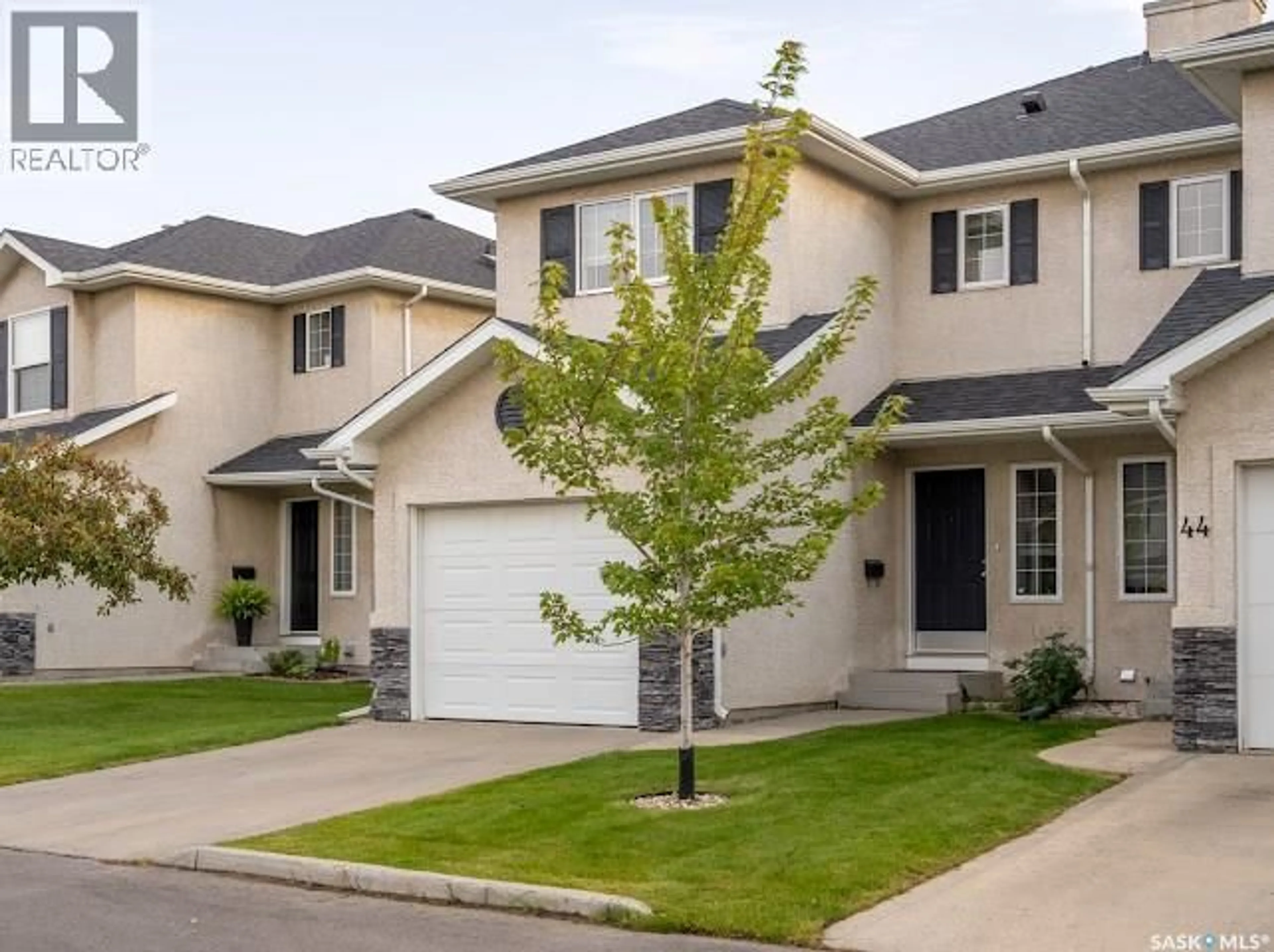 Home with vinyl exterior material, street for 43 2400 TELL PLACE, Regina Saskatchewan S4V2Z4