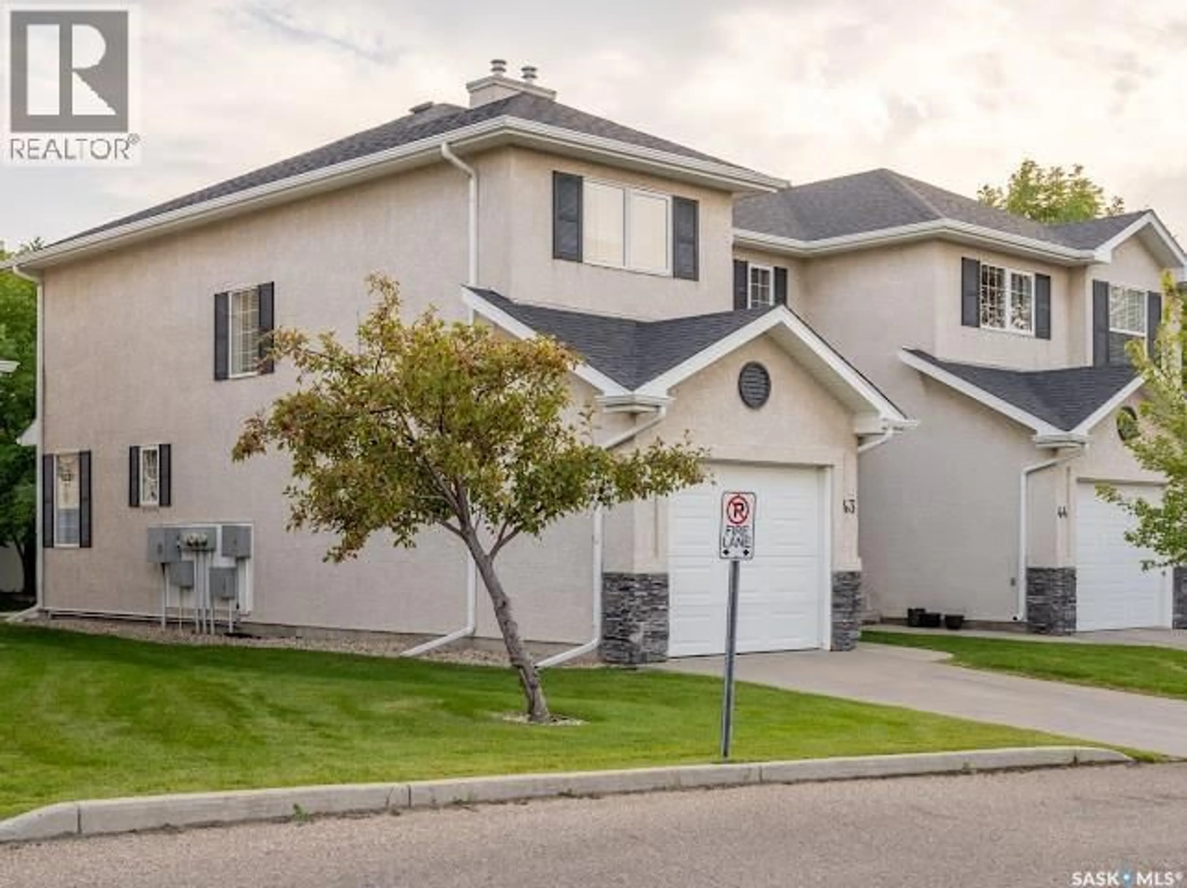 Home with vinyl exterior material, street for 43 2400 TELL PLACE, Regina Saskatchewan S4V2Z4