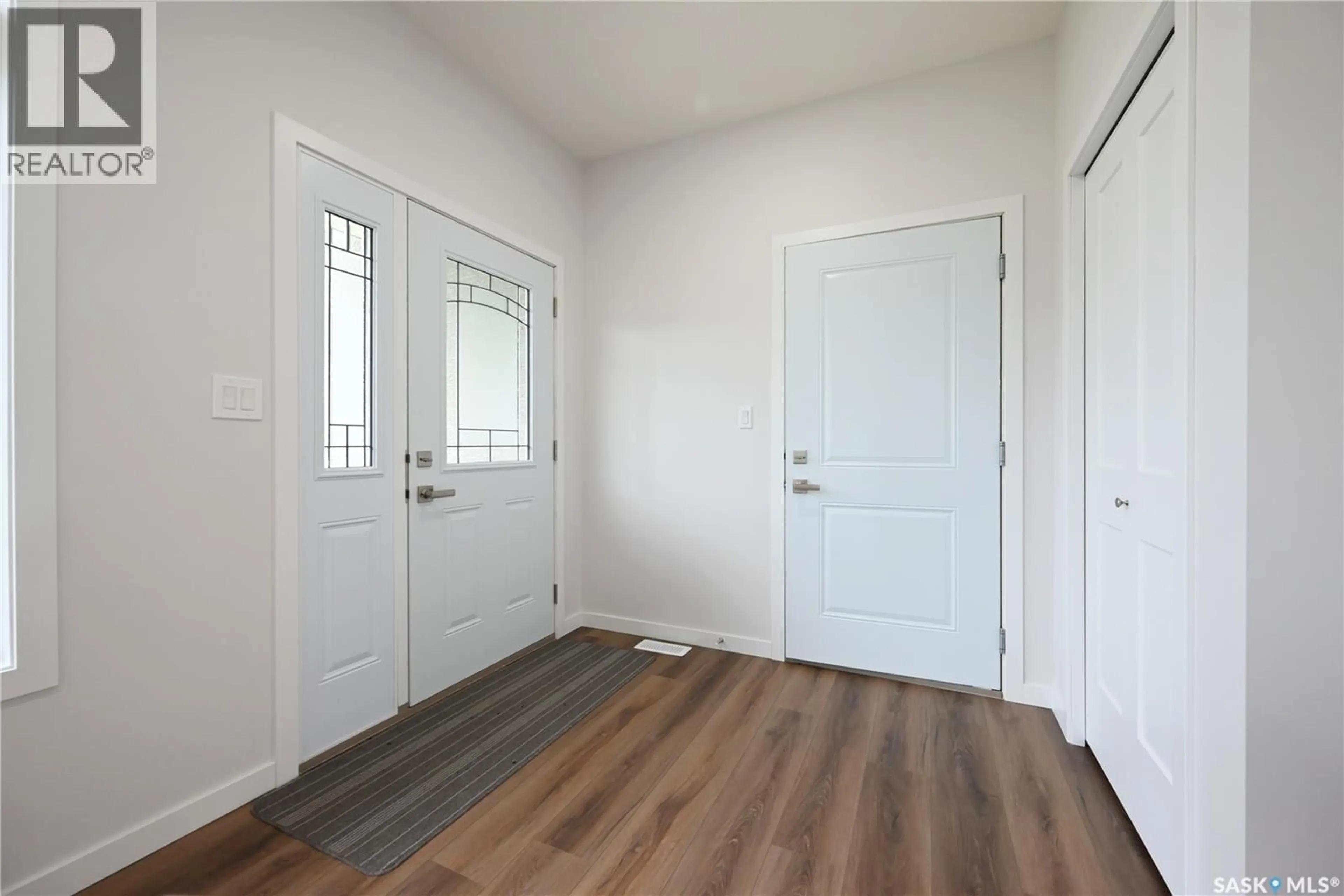Indoor entryway for 3 - 2330 MORSKY DRIVE, Estevan Saskatchewan S4A3A5
