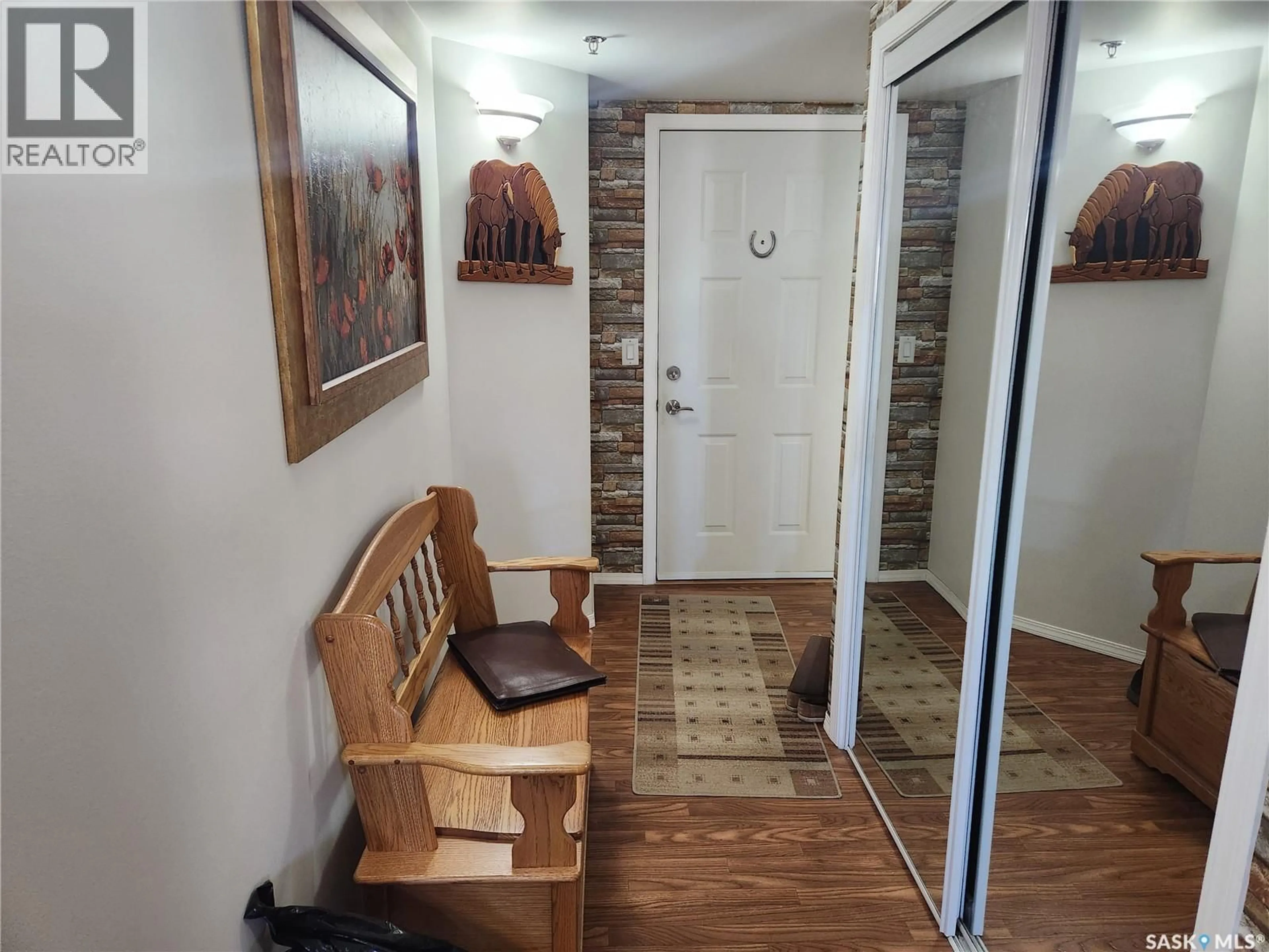 Indoor entryway for 104 729 101ST AVENUE, Tisdale Saskatchewan S0E1T0