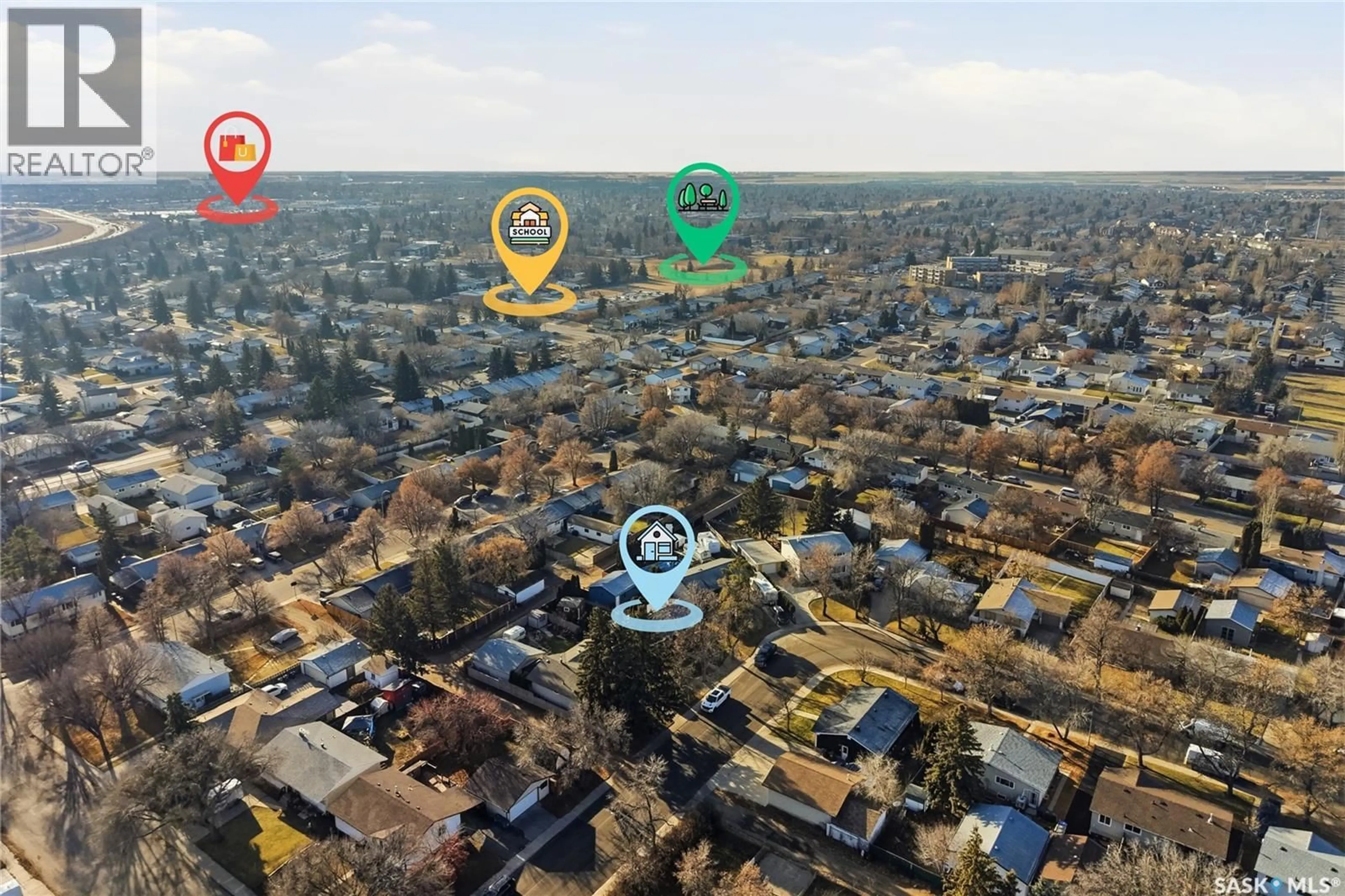 A pic from outside/outdoor area/front of a property/back of a property/a pic from drone, city buildings view from balcony for 11 WALKER CRESCENT, Saskatoon Saskatchewan S7L4H7