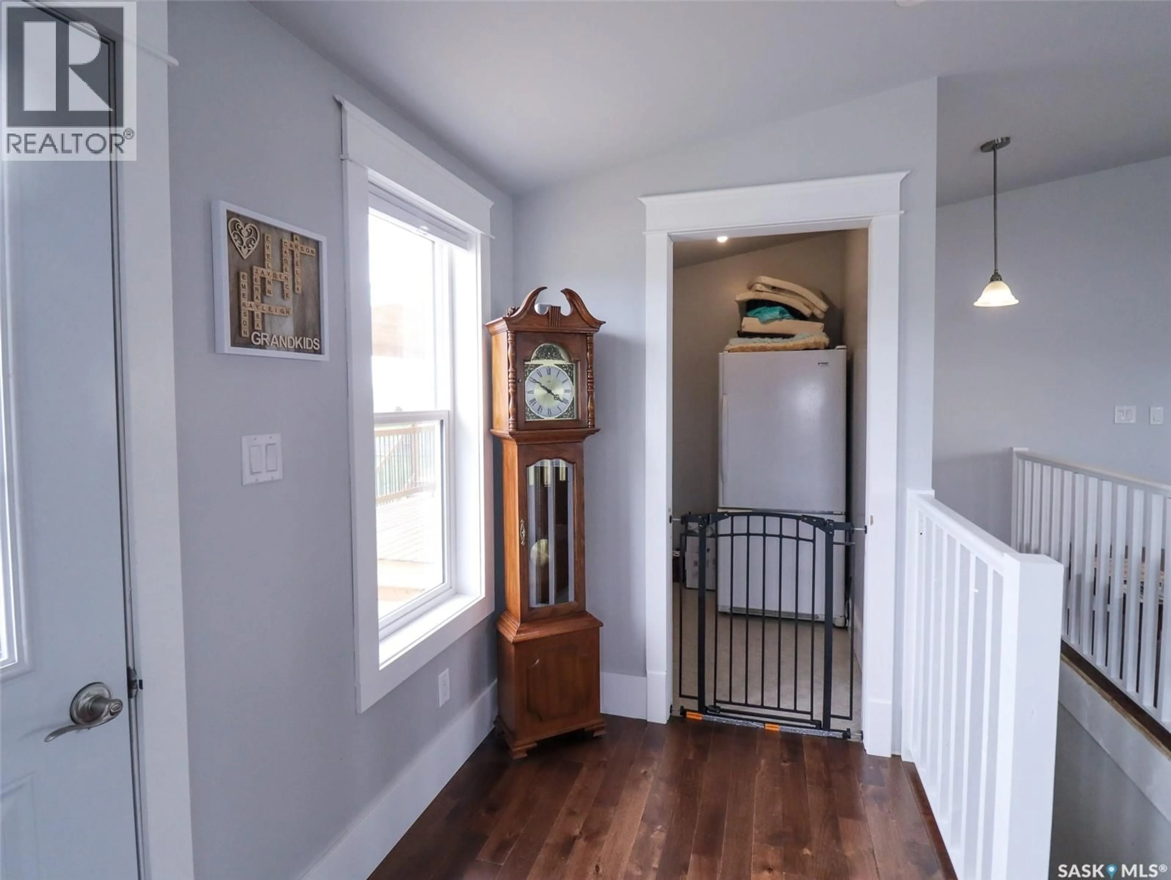 Indoor entryway for 1310 BUICK STREET, Cadillac Saskatchewan S0N0K0