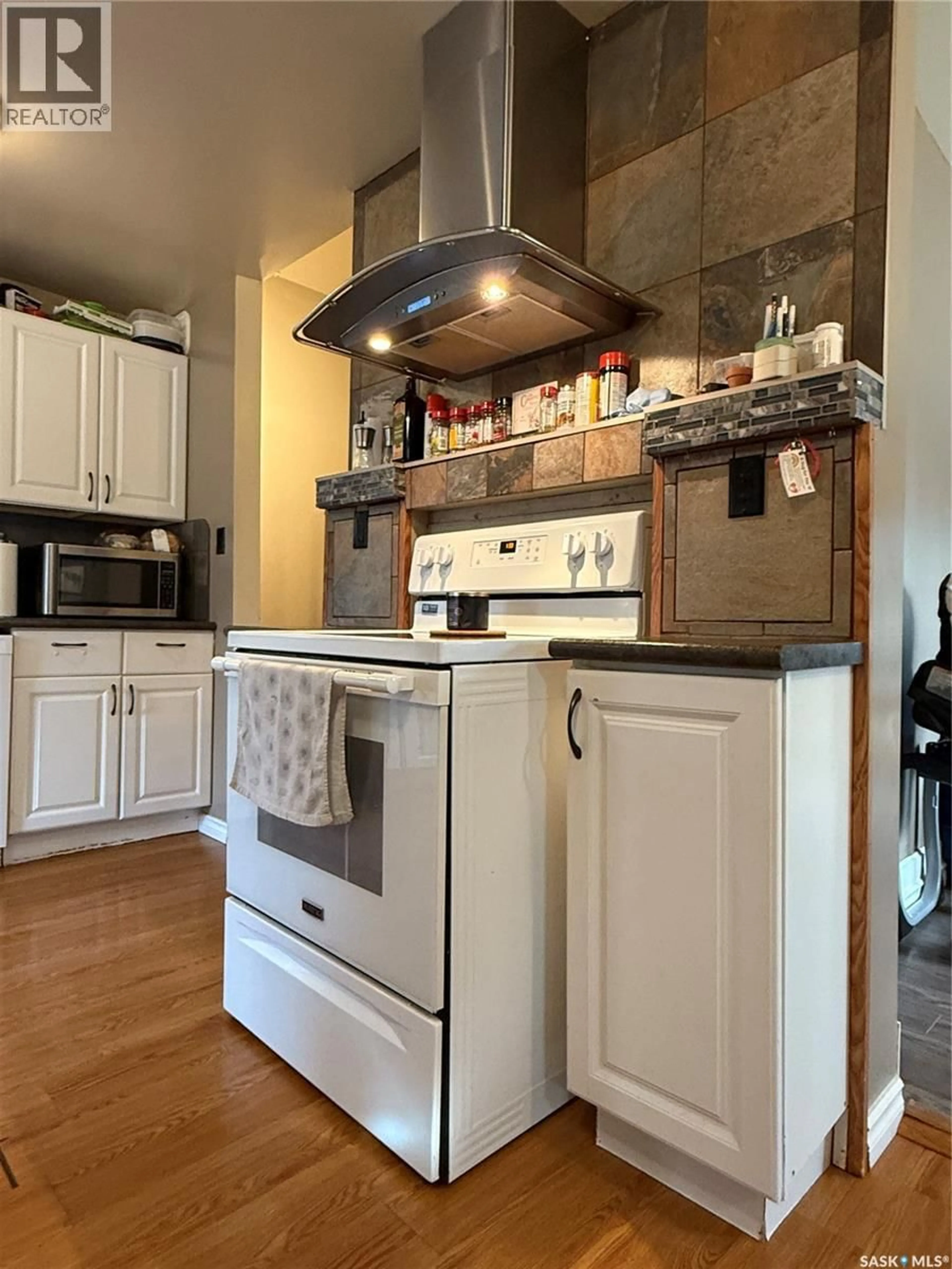 Unknown for 325 MANITOBA STREET, Melville Saskatchewan S0A2P0