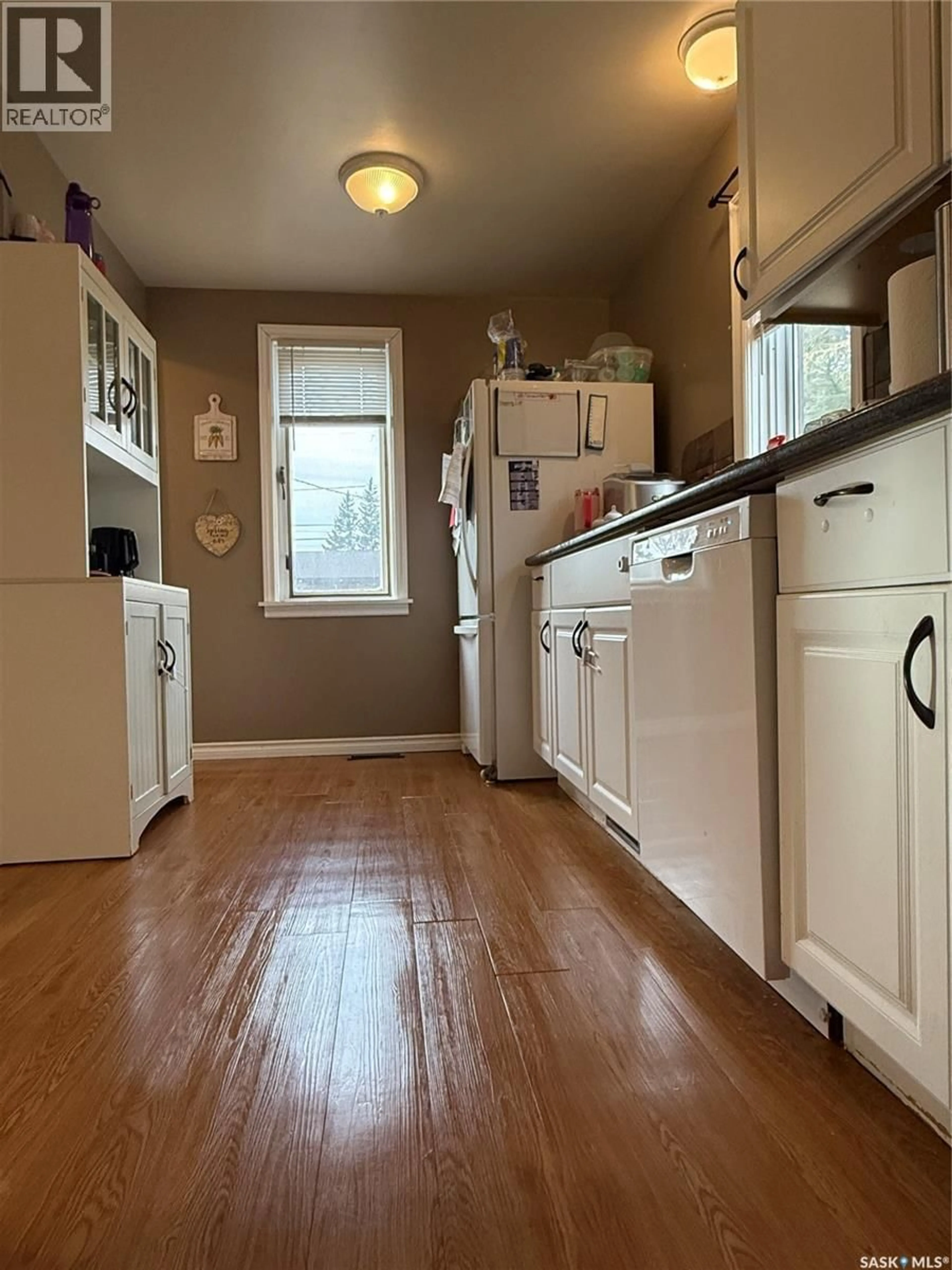 Standard kitchen, unknown for 325 MANITOBA STREET, Melville Saskatchewan S0A2P0