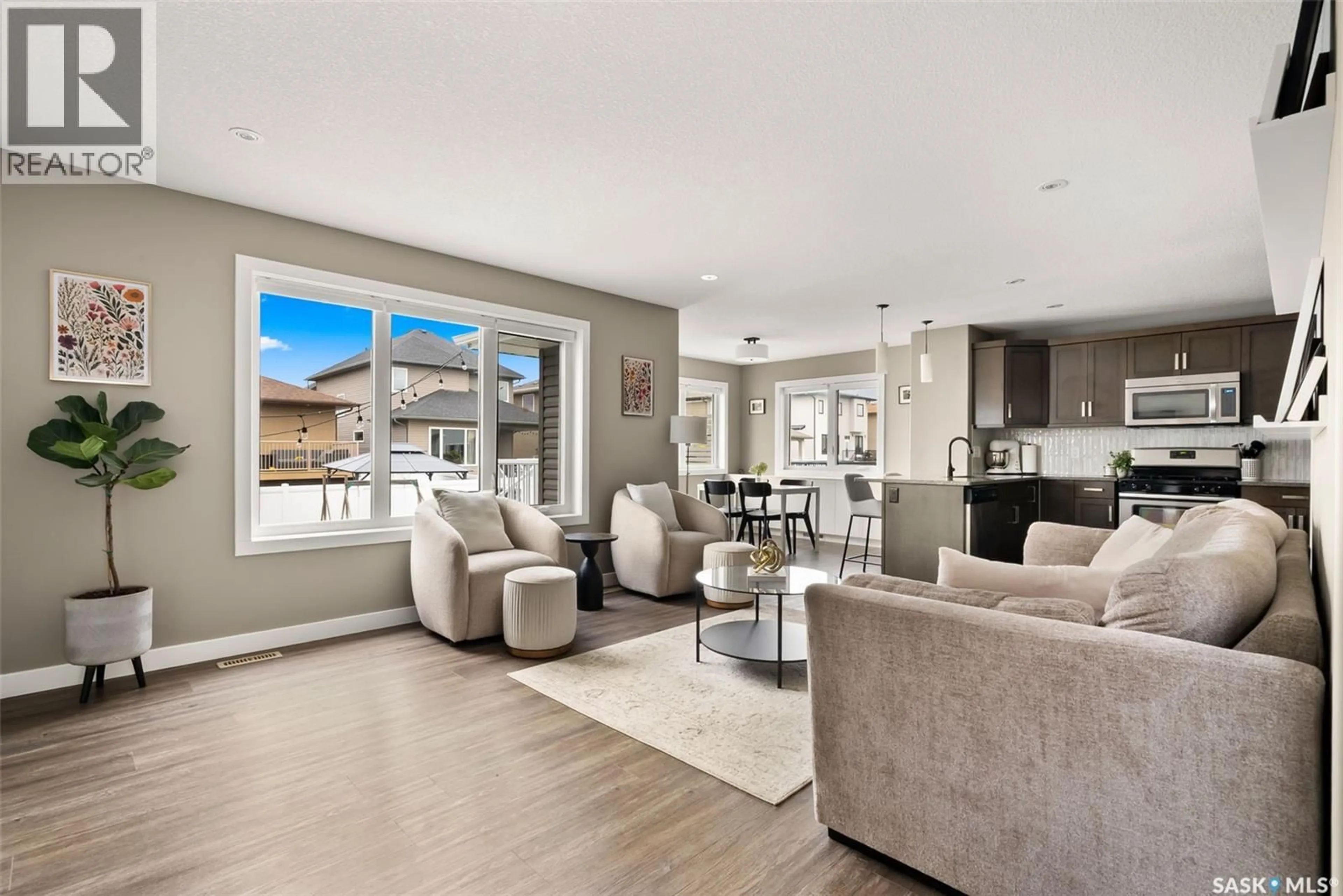 Open concept kitchen, unknown for 5122 SNOWBIRDS CRESCENT, Regina Saskatchewan S4W0H4