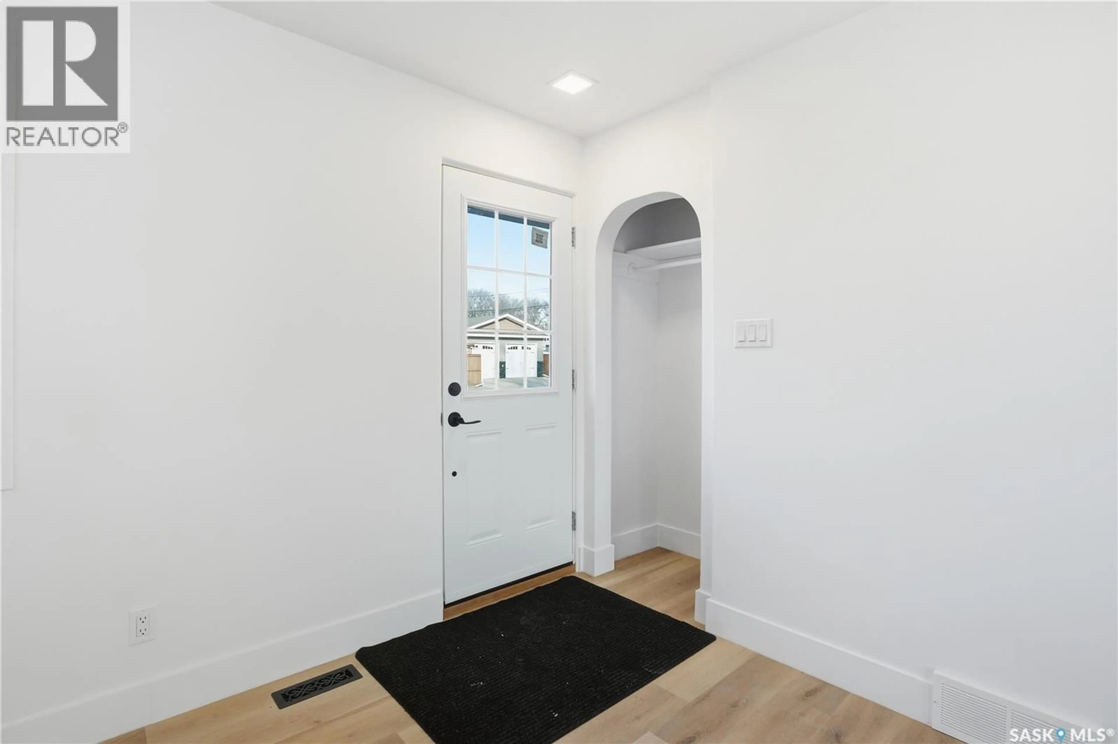 Indoor entryway for 1492 92ND STREET, North Battleford Saskatchewan S9A0A8