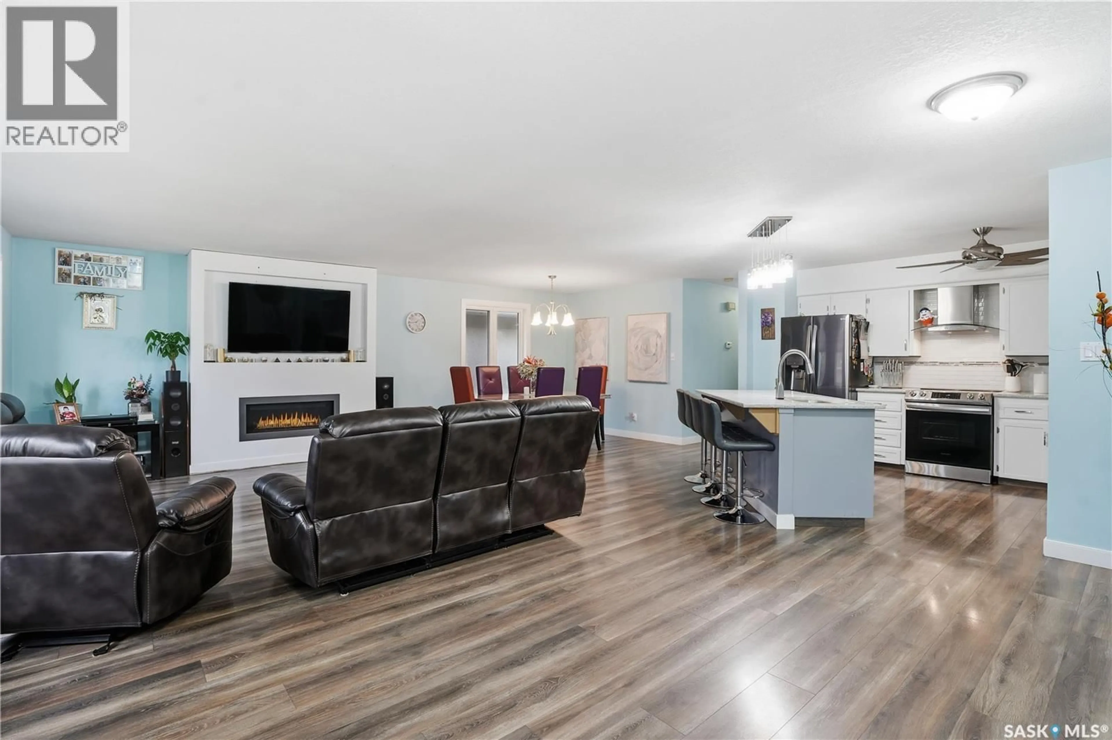 Living room with furniture, unknown for 155 CATHERWOOD CRESCENT, Regina Saskatchewan S4J7J8