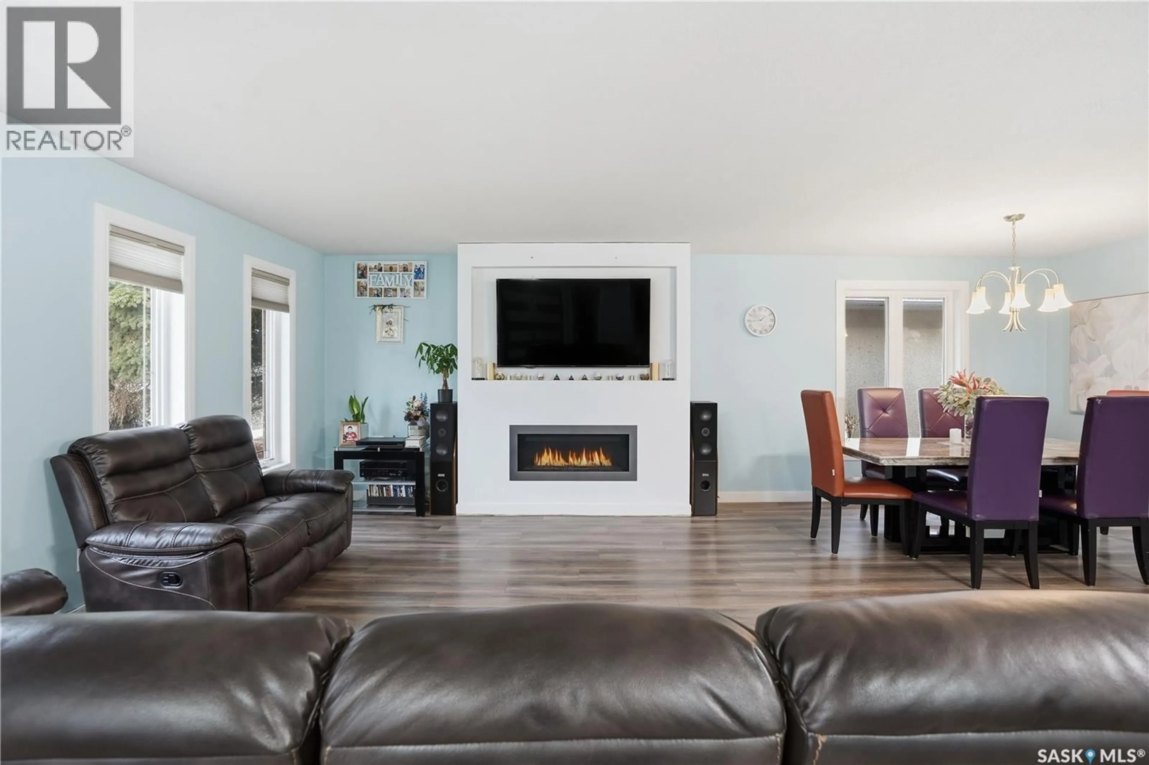 Living room with furniture, unknown for 155 CATHERWOOD CRESCENT, Regina Saskatchewan S4J7J8