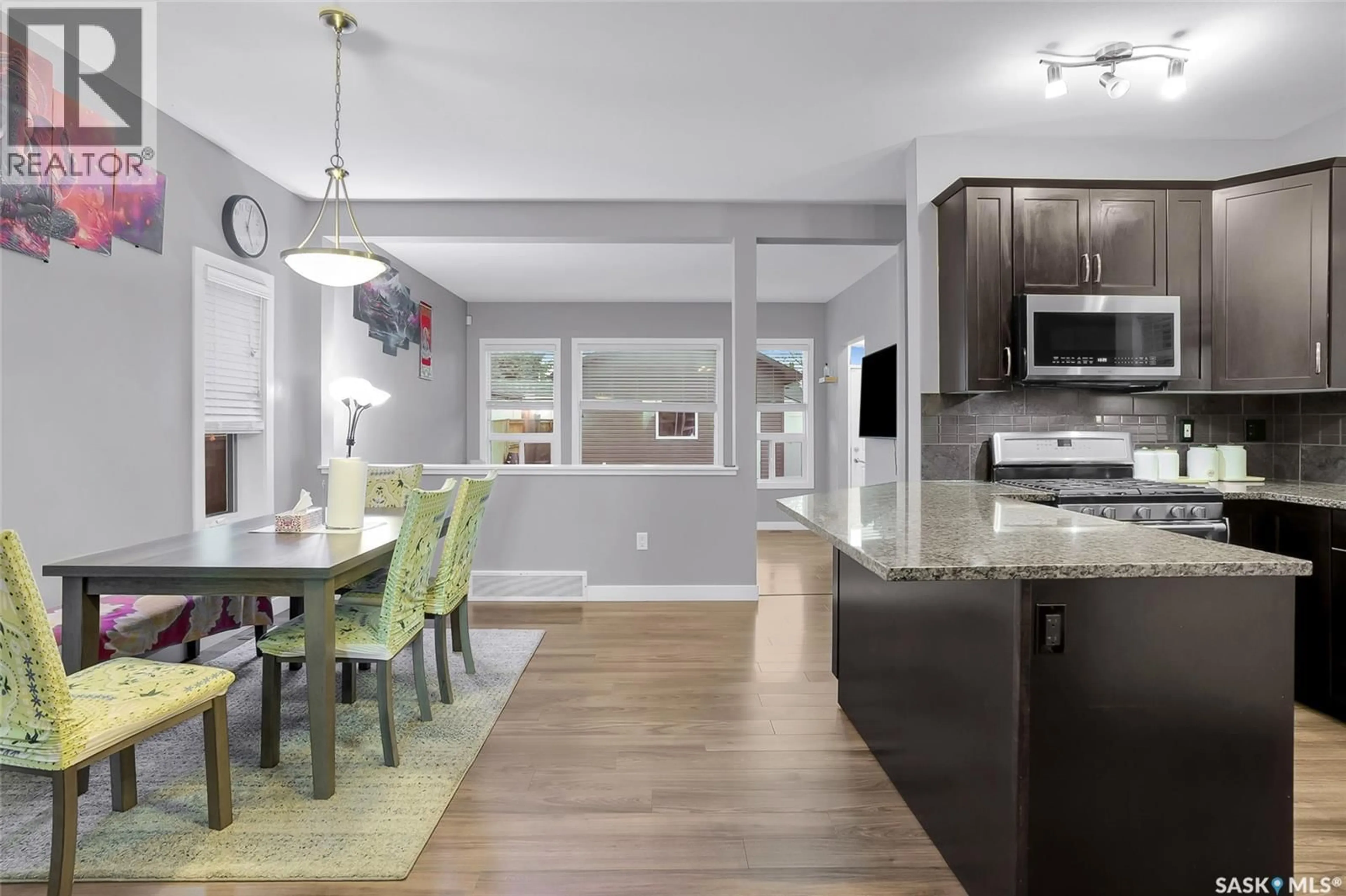 Open concept kitchen, unknown for 170 CHILDERS CRESCENT, Saskatoon Saskatchewan S7L4L1