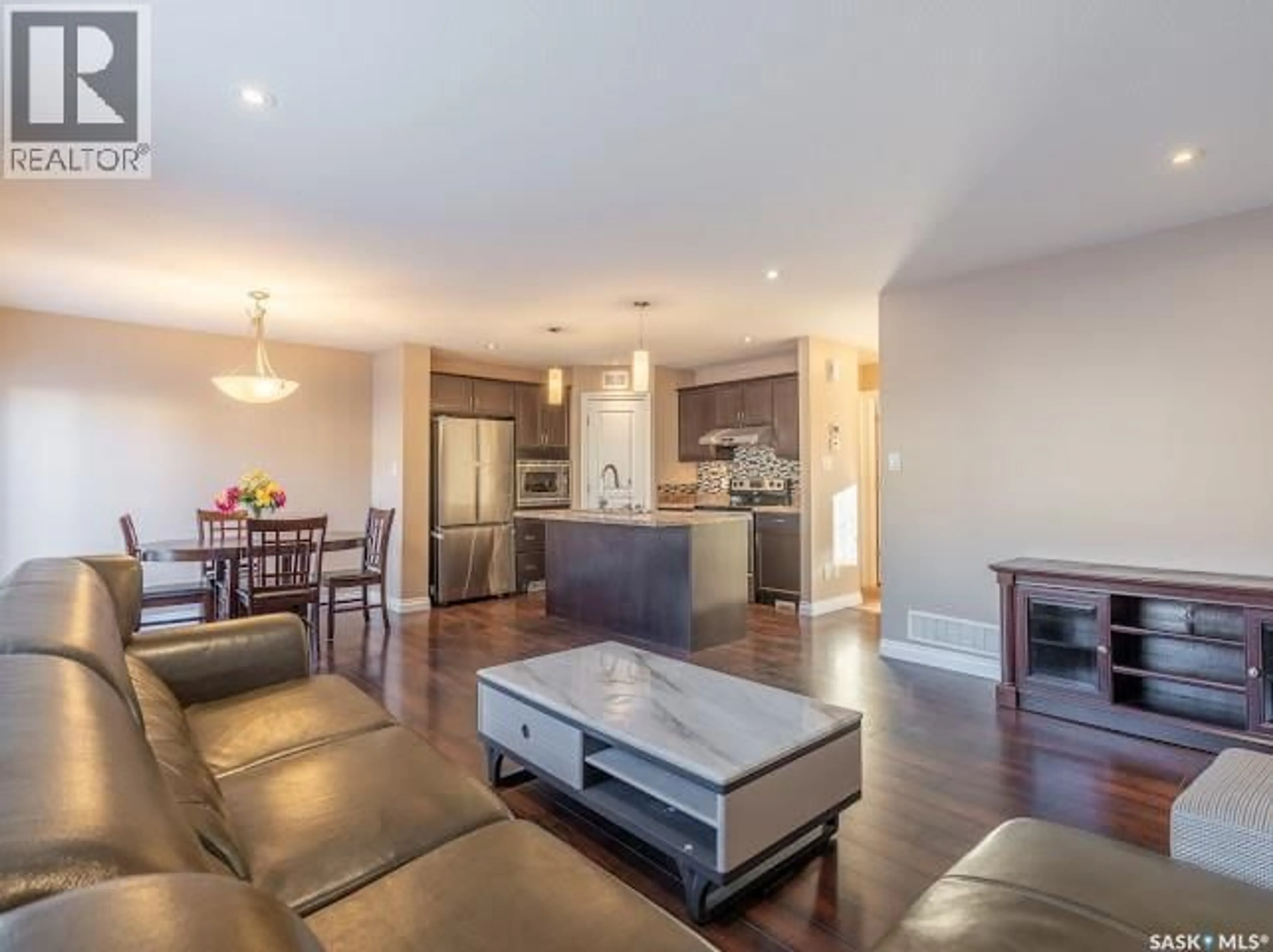 Open concept kitchen, unknown for 4637 PADWICK ROAD, Regina Saskatchewan S4W0C3