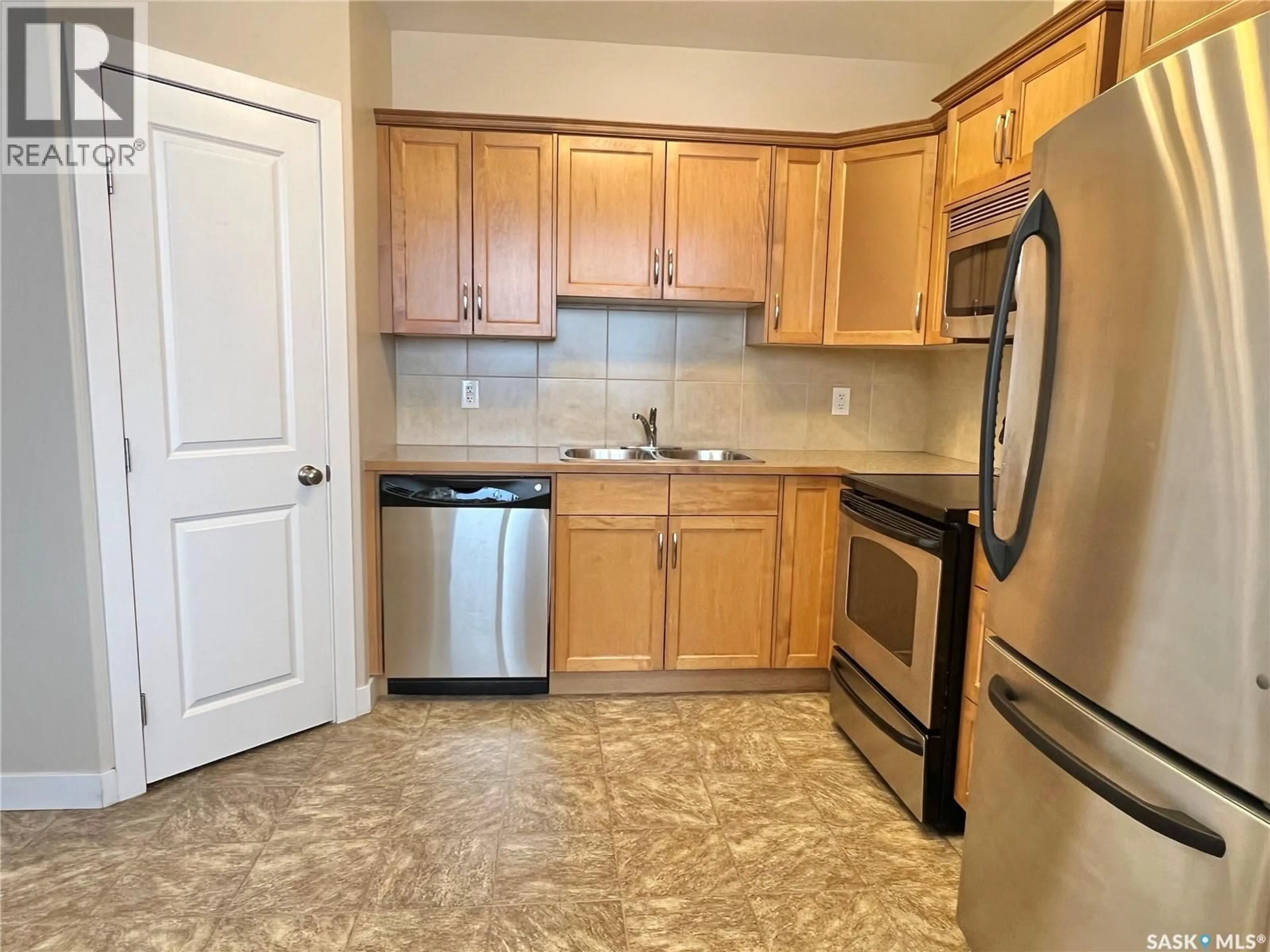 Standard kitchen, unknown for 302 - 112 BEMISTER AVENUE E, Melfort Saskatchewan S0E1A0