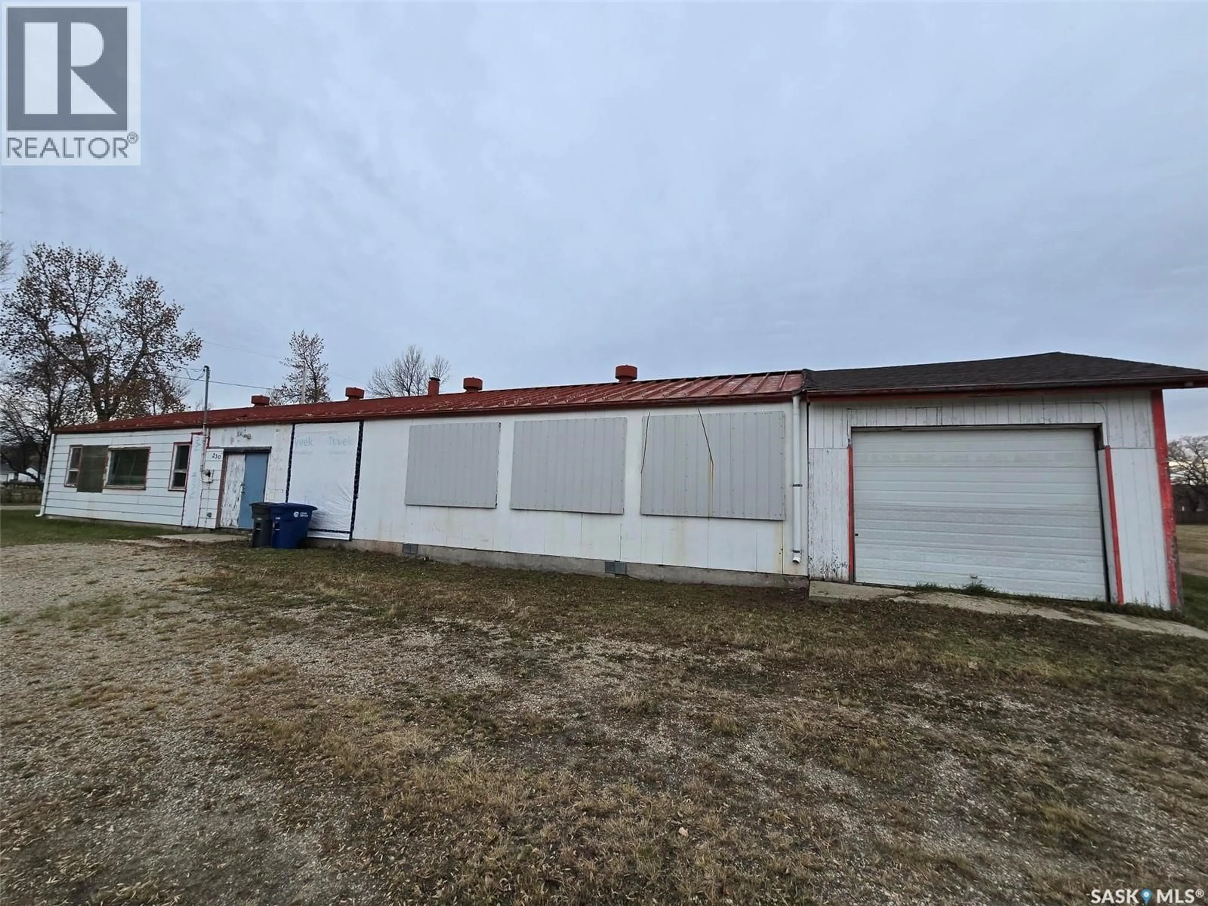 Shed for 250 4TH AVENUE, Broadview Saskatchewan S0G0K0