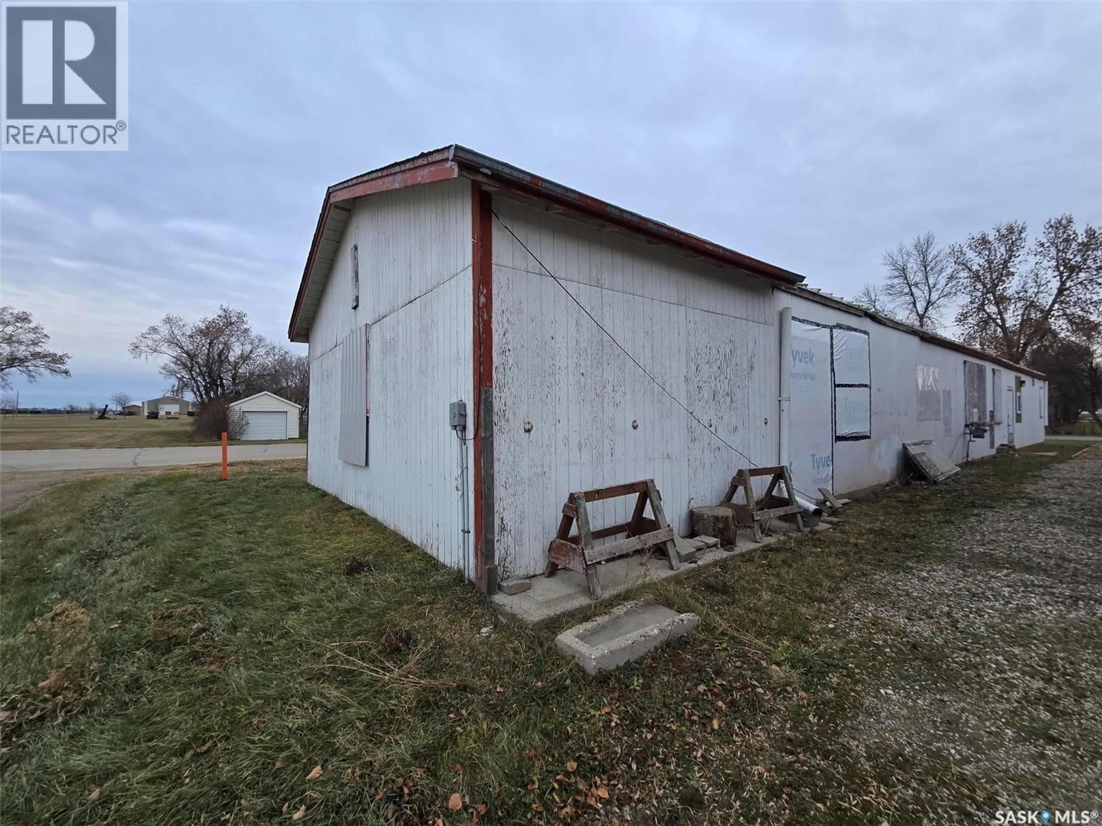 Shed for 250 4TH AVENUE, Broadview Saskatchewan S0G0K0