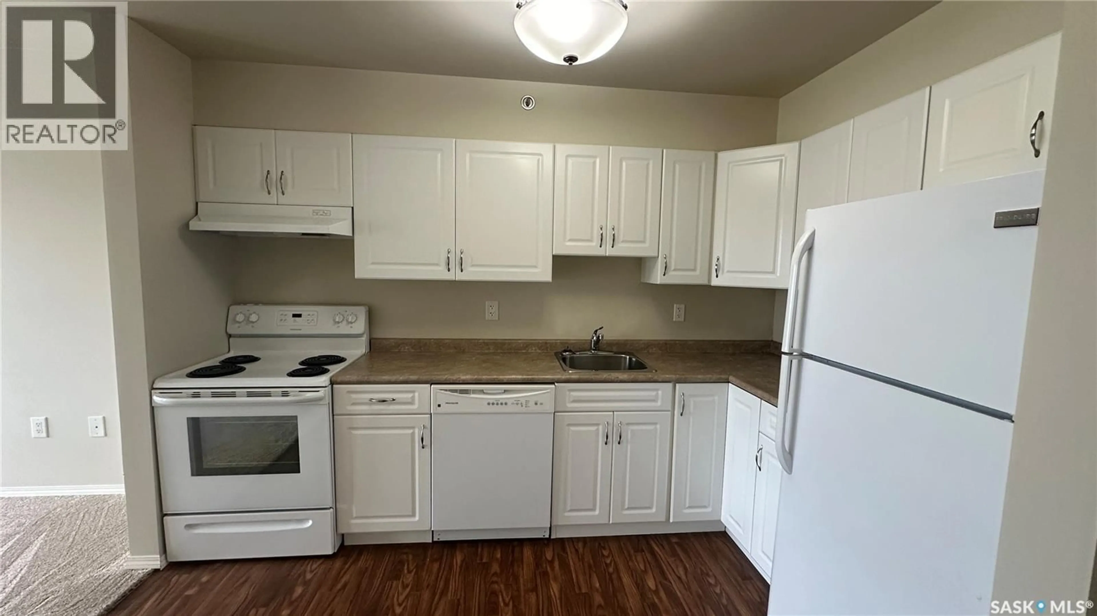 Standard kitchen, unknown for 408 601 110TH AVENUE, Tisdale Saskatchewan S0E1T0