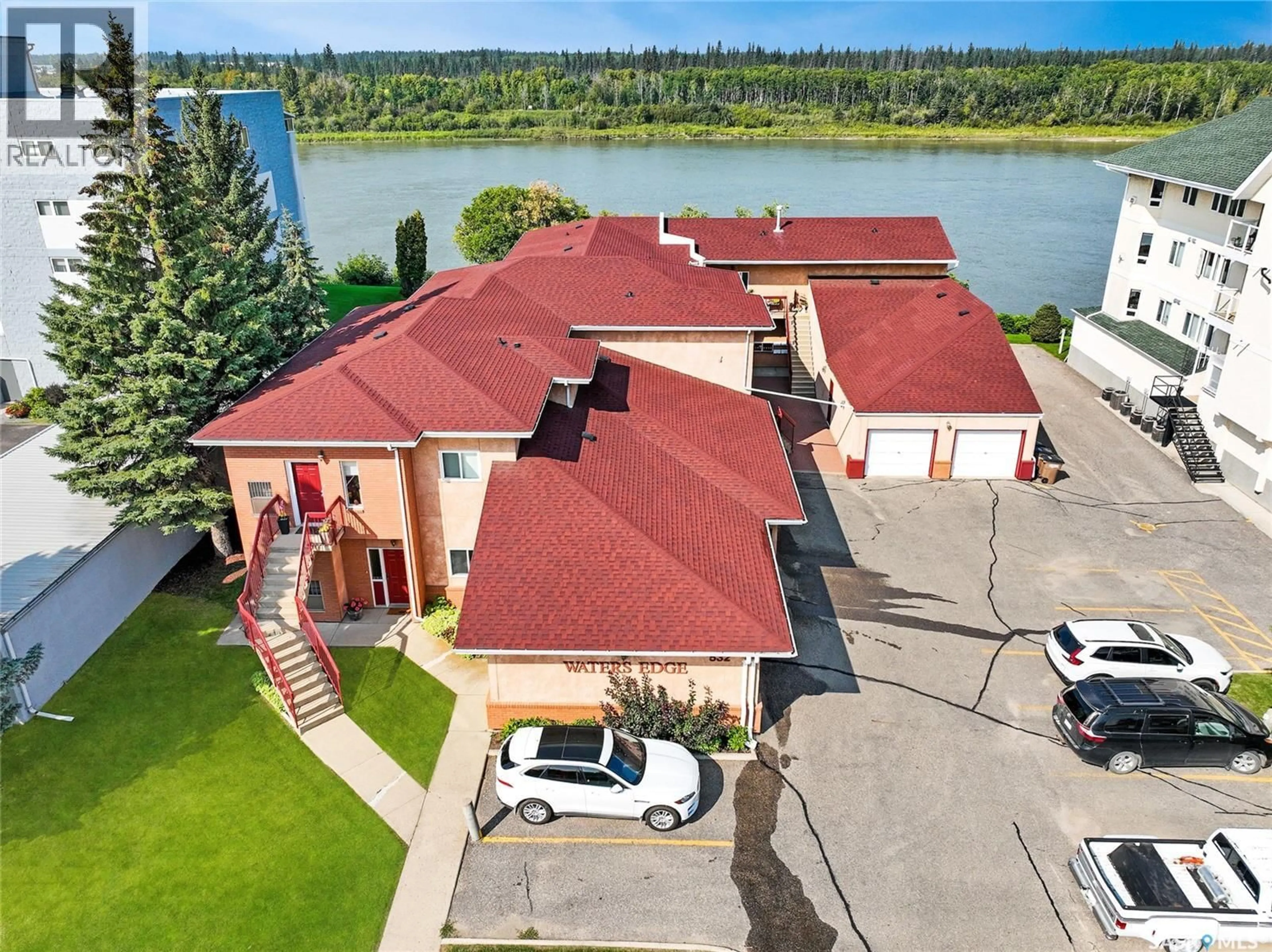 A pic from outside/outdoor area/front of a property/back of a property/a pic from drone, water/lake/river/ocean view for A1 - 532 RIVER STREET, Prince Albert Saskatchewan S6V0A6