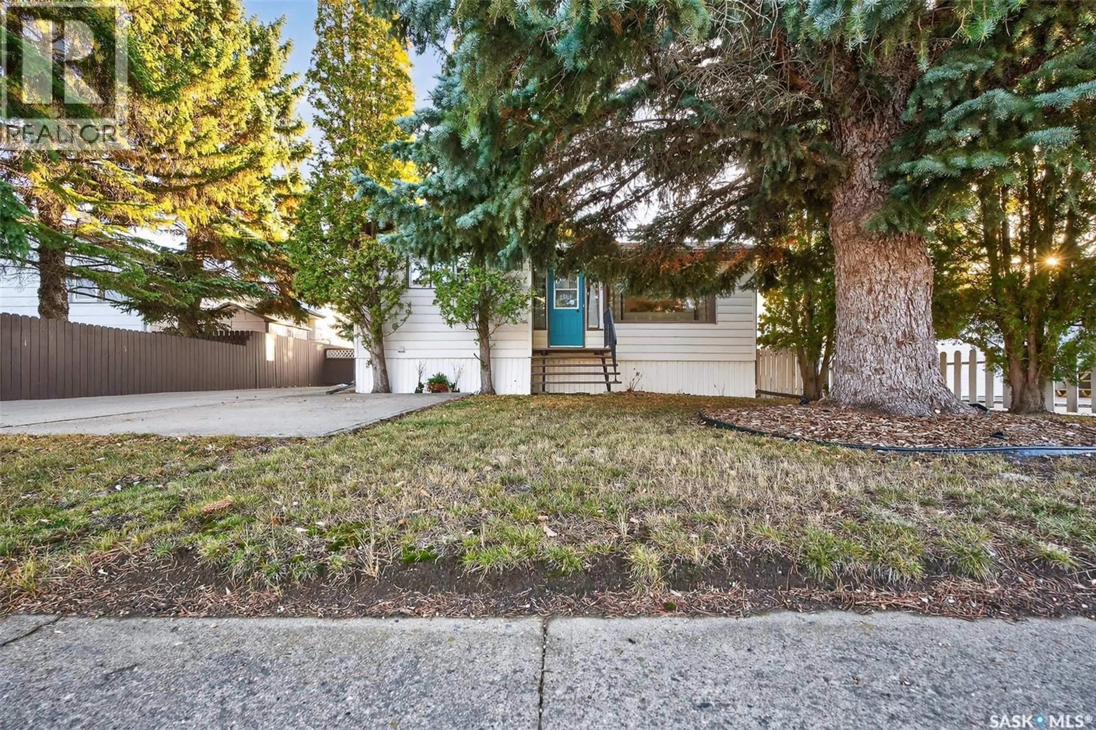 Unknown for 1005 VAUGHAN STREET, Moose Jaw Saskatchewan S6H5P1