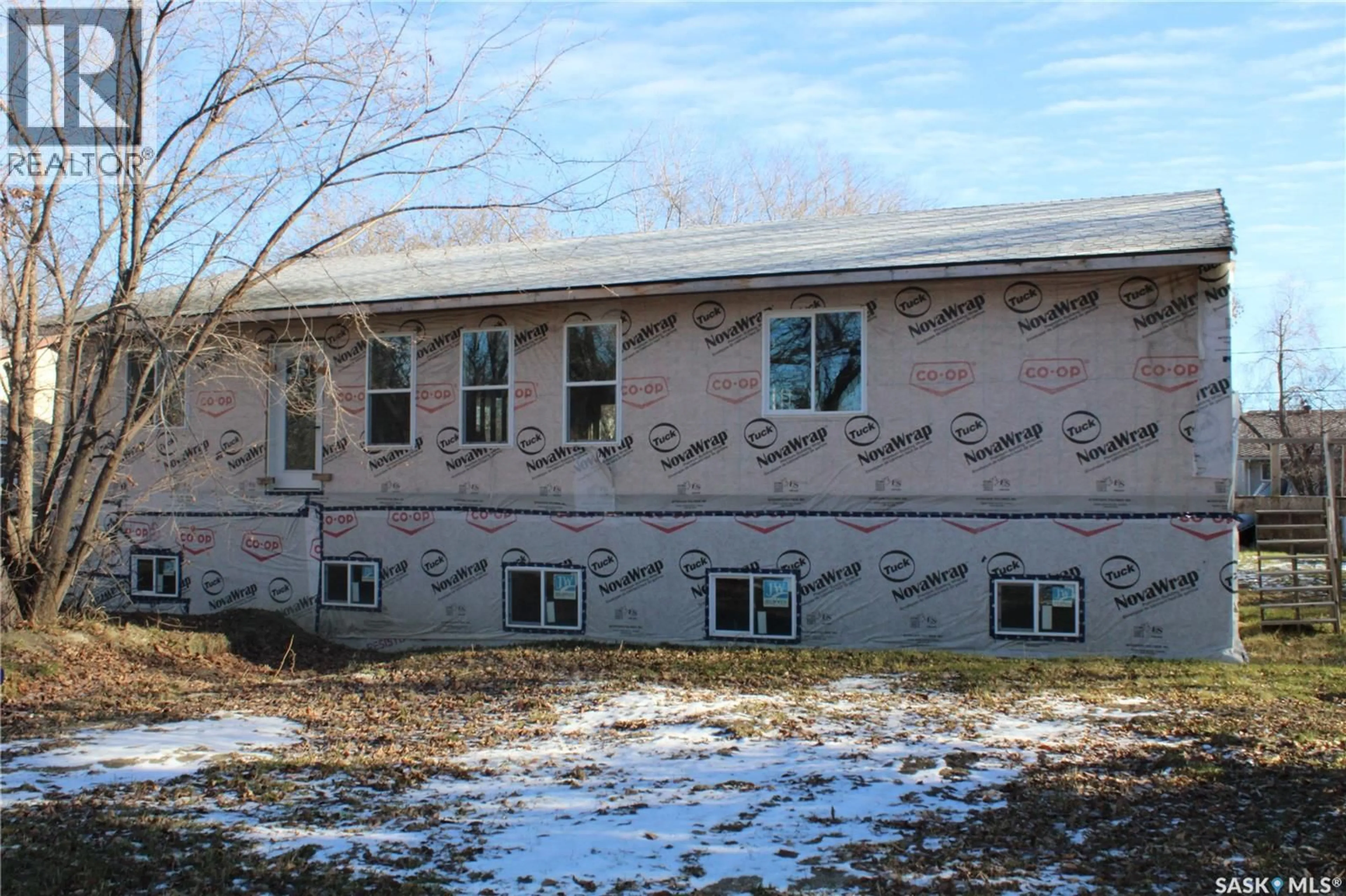 Home with vinyl exterior material, building for 78 1ST STREET, Wadena Saskatchewan S0A4J0