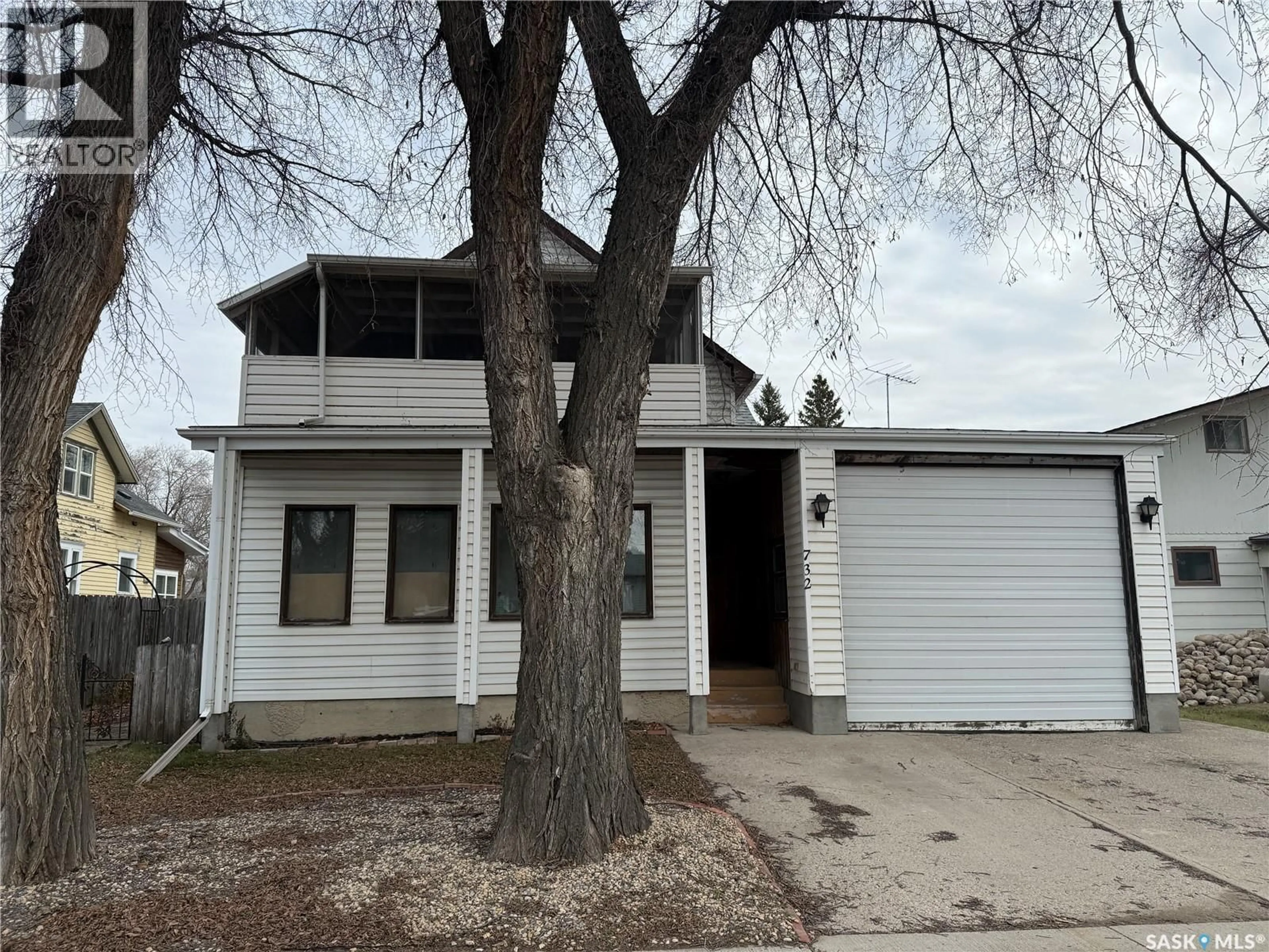 Home with vinyl exterior material, street for 732 6TH STREET, Humboldt Saskatchewan S0K2A0