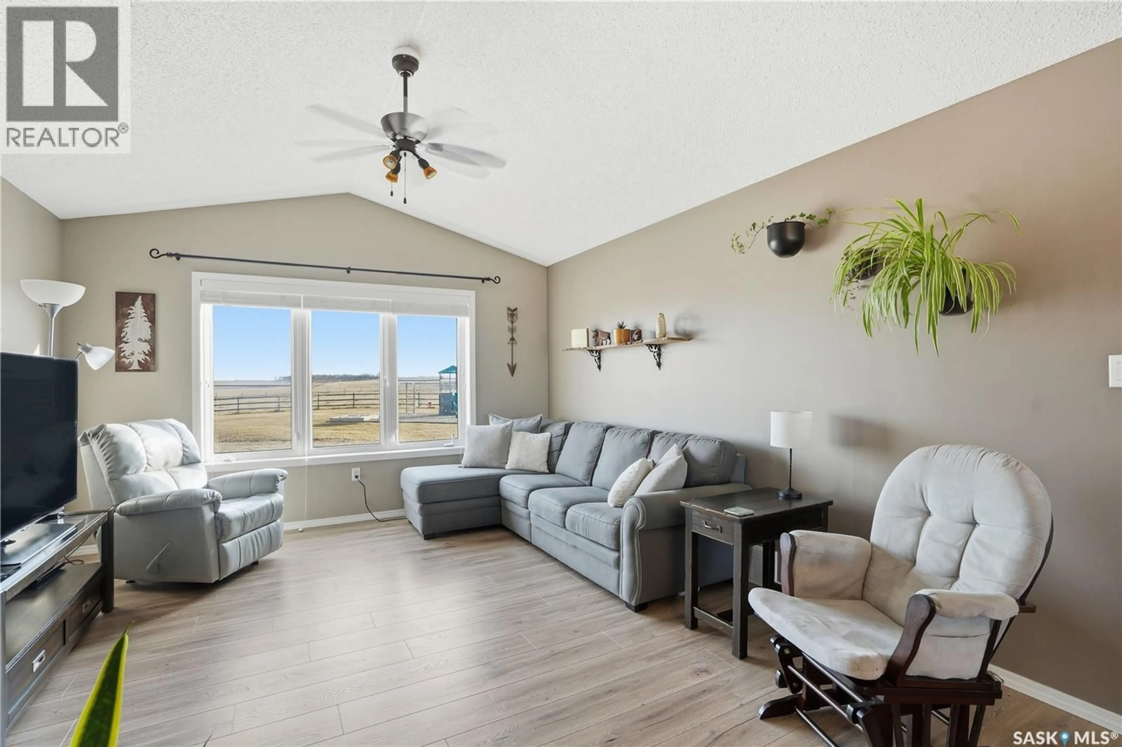 Living room with furniture, unknown for TWIN LAKES ROAD ACREAGE, Battle River Rm No. 438 Saskatchewan S0M0E0