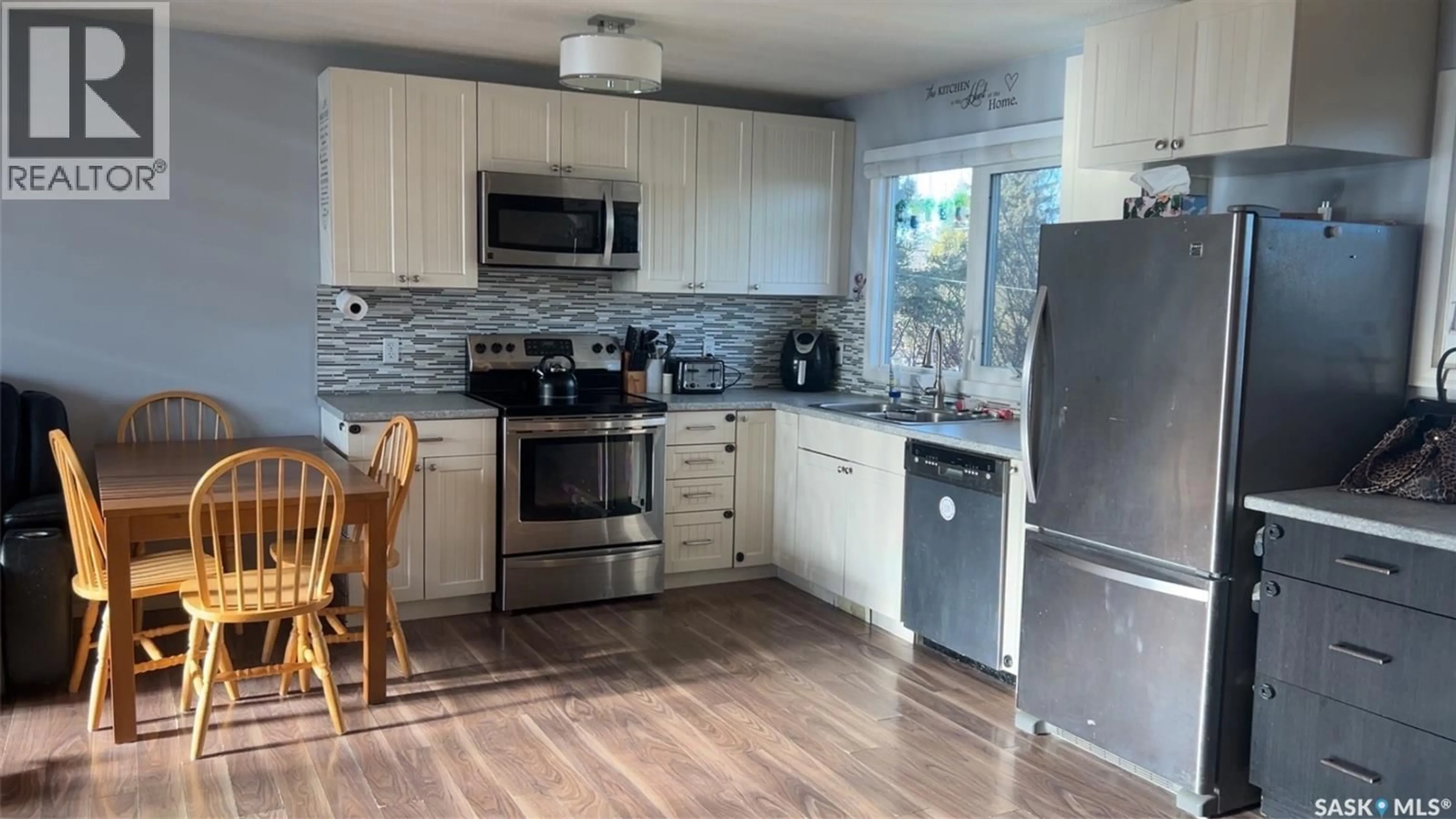 Open concept kitchen, unknown for 109 COLLINS AVENUE, Springside Saskatchewan S0A3V0