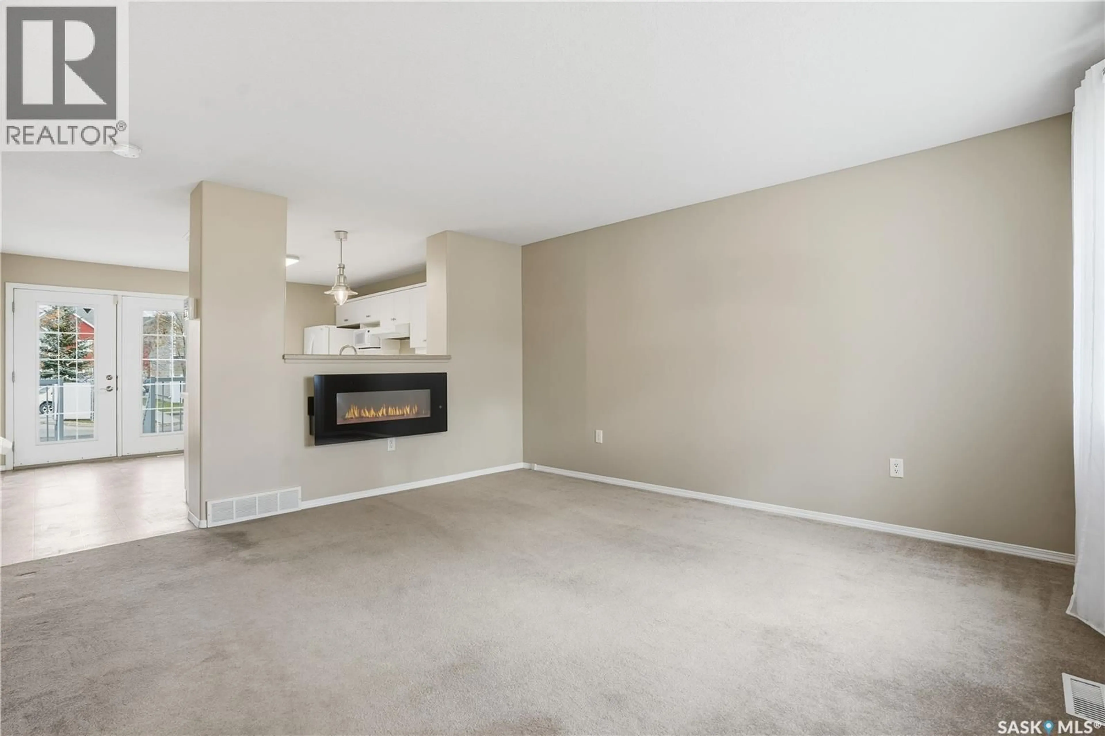 A pic of a room for 1214 14TH AVENUE, Regina Saskatchewan S4P0B8