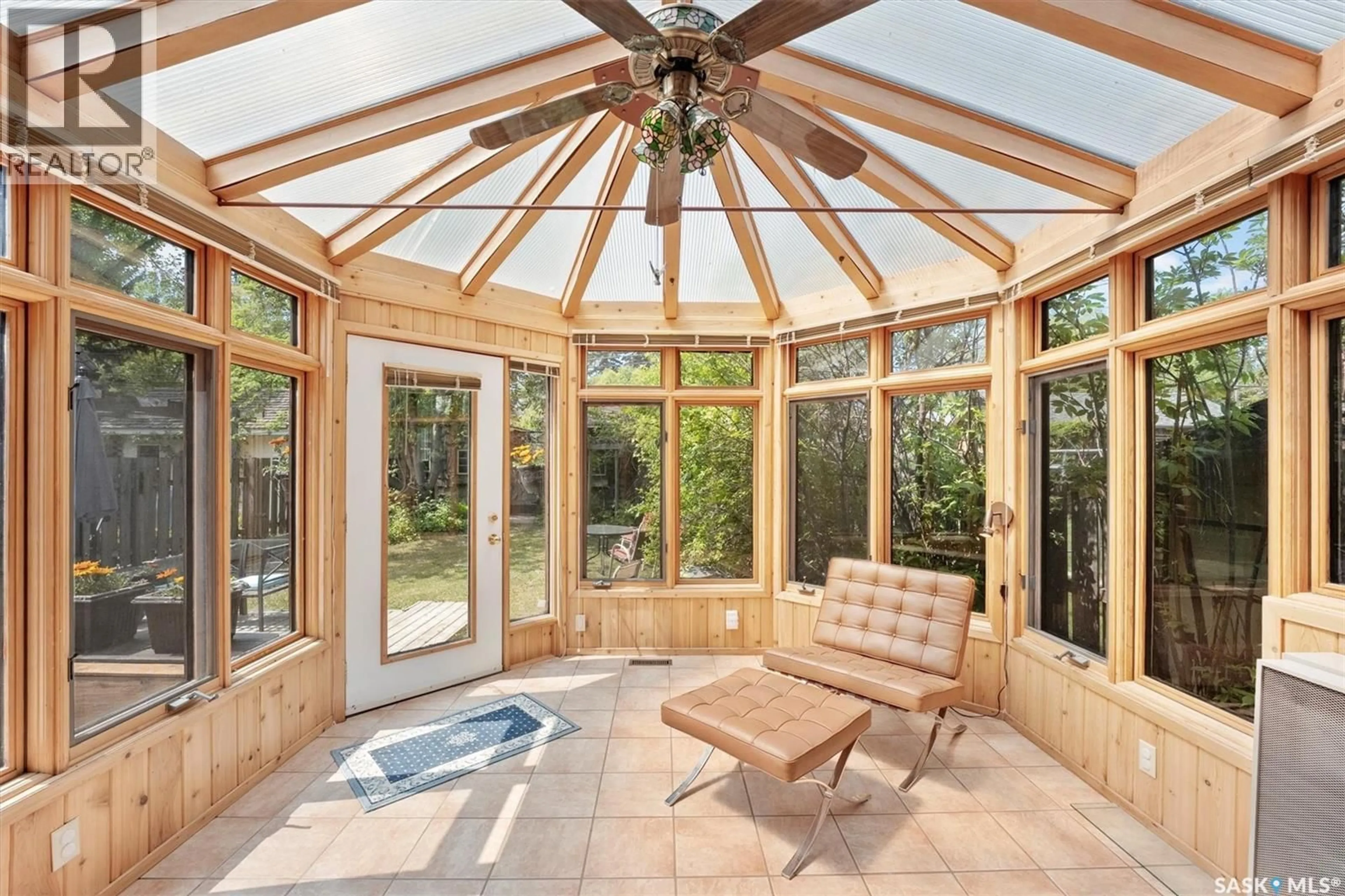 Patio, unknown for 811 9TH AVENUE, Saskatoon Saskatchewan S7K2Z1