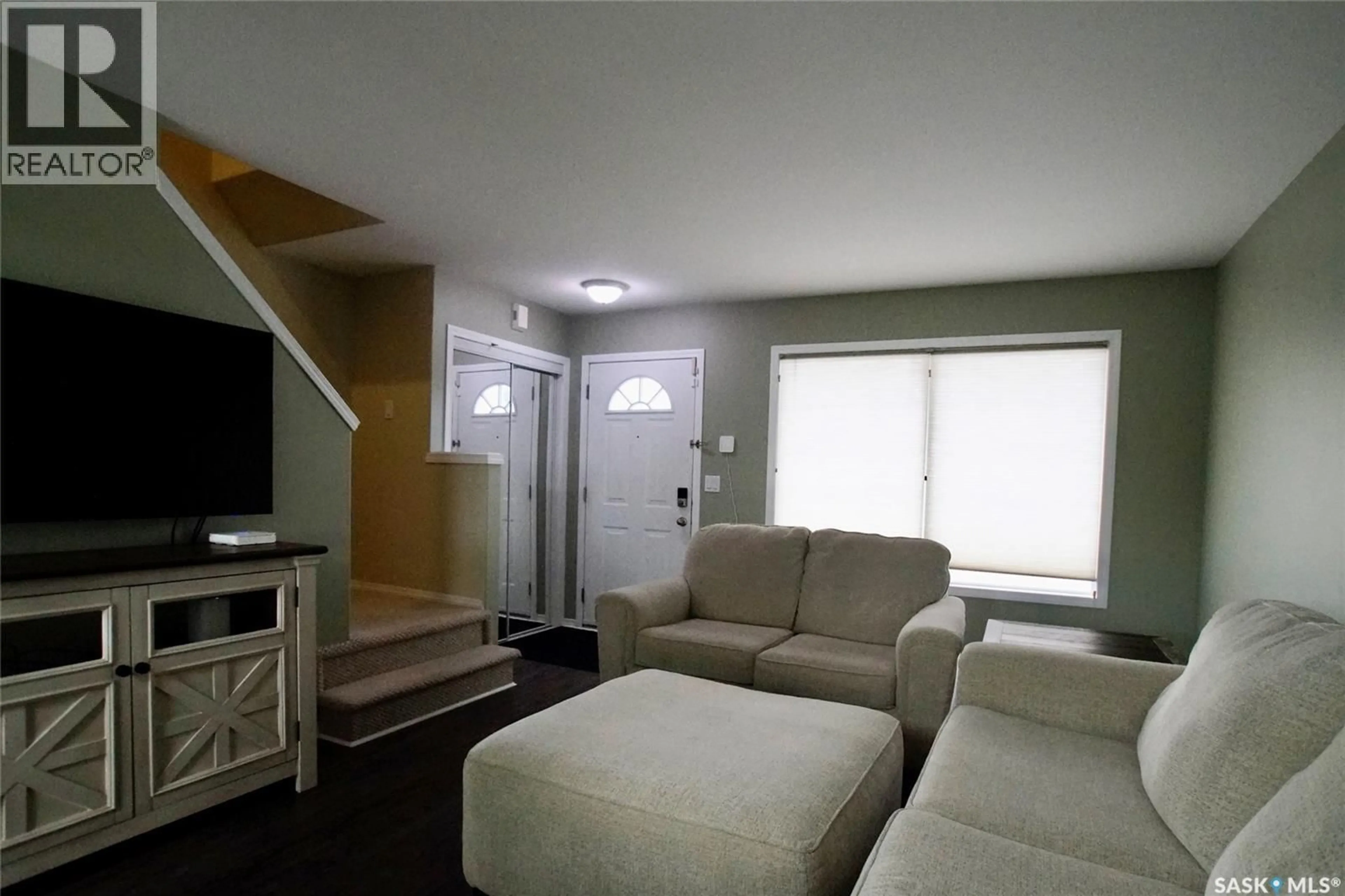 Living room with furniture, unknown for 103 - 131 RUTHERFORD CRESCENT, Saskatoon Saskatchewan S7N4X9