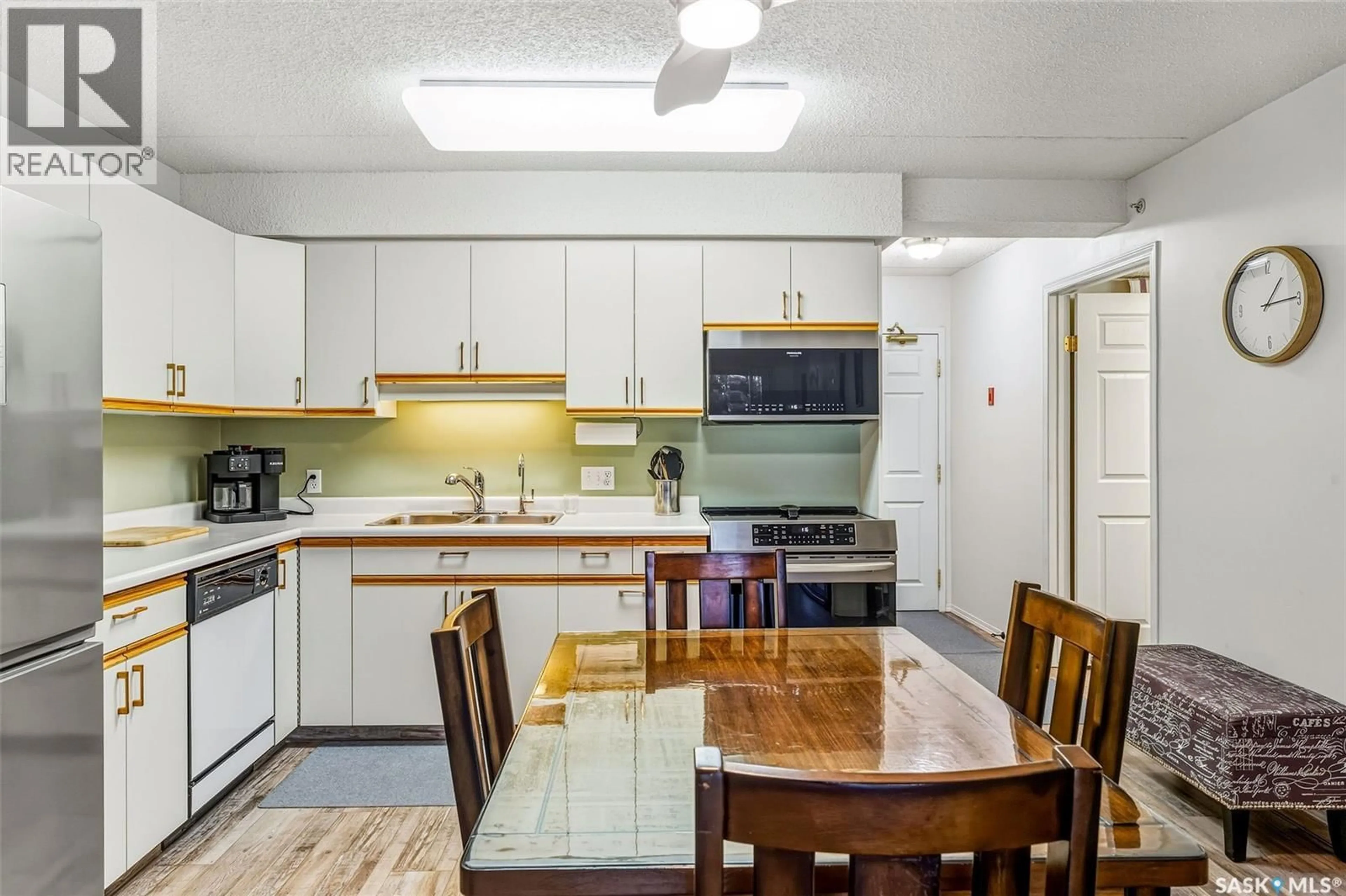 Standard kitchen, unknown for 202 - 2501 1ST AVENUE, Prince Albert Saskatchewan S6V5A3