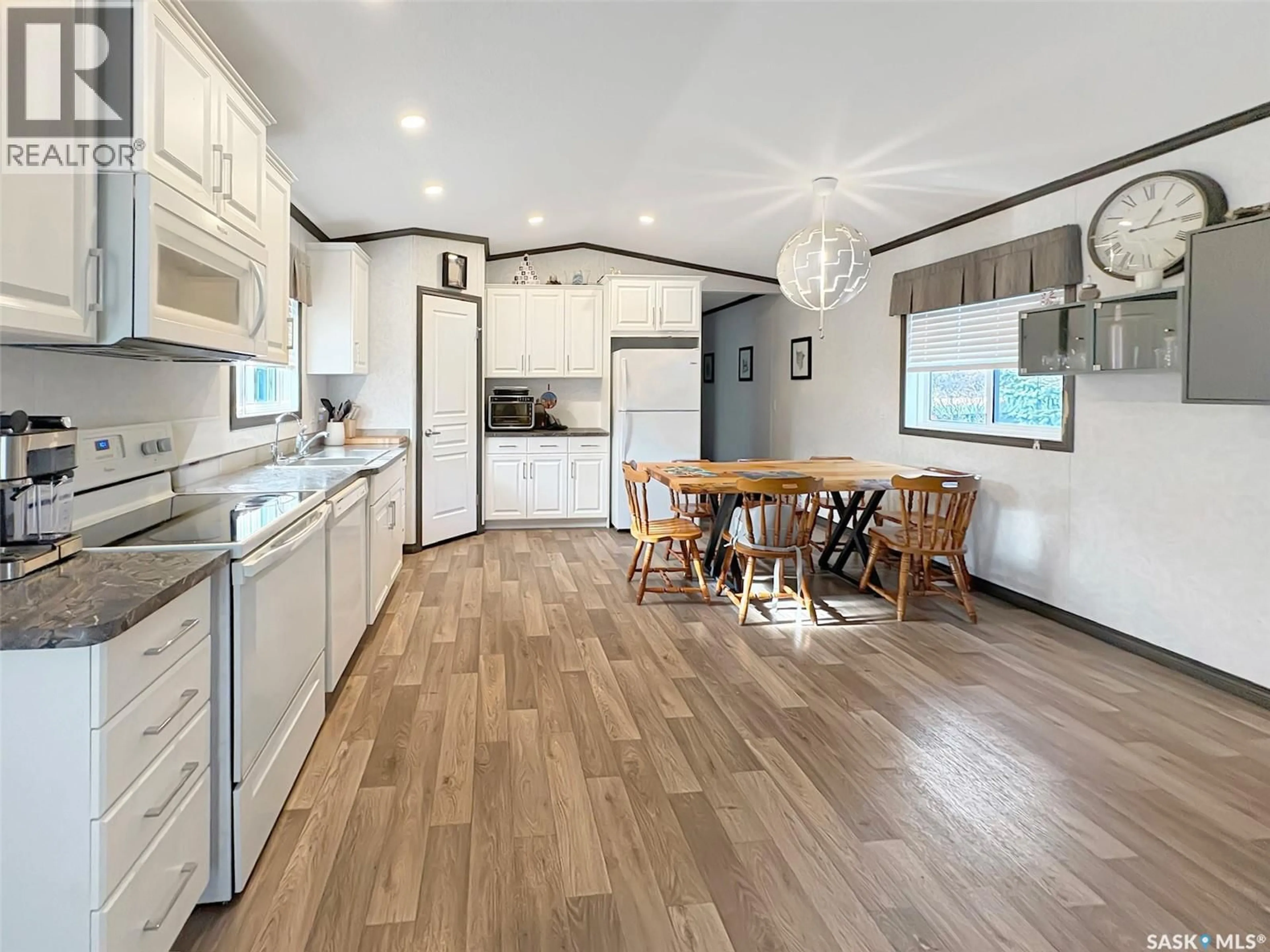 Open concept kitchen, unknown for 210 GLOUCESTER STREET, Neville Saskatchewan S0N1T0