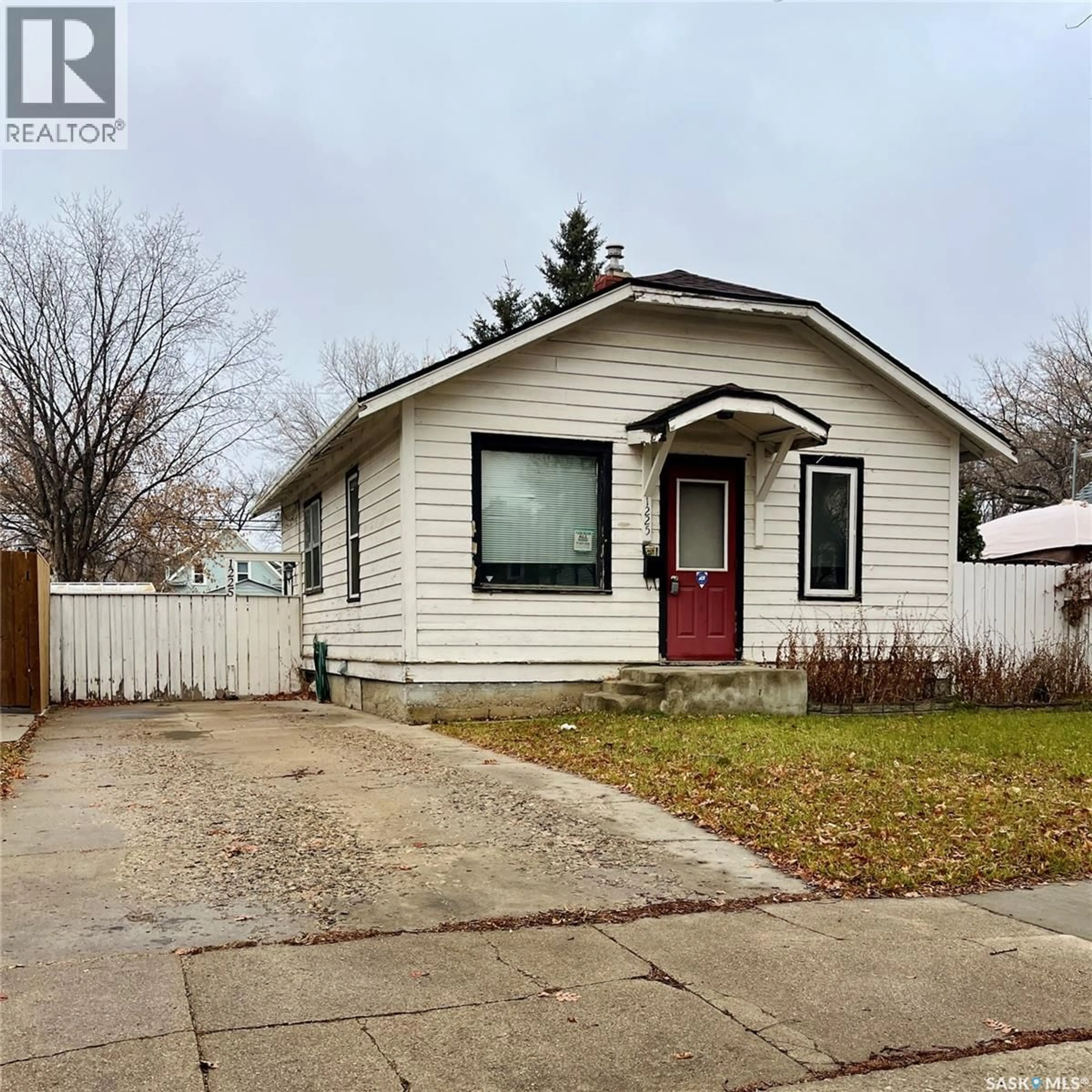 Unknown for 1225 B AVENUE, Saskatoon Saskatchewan S7L1G4