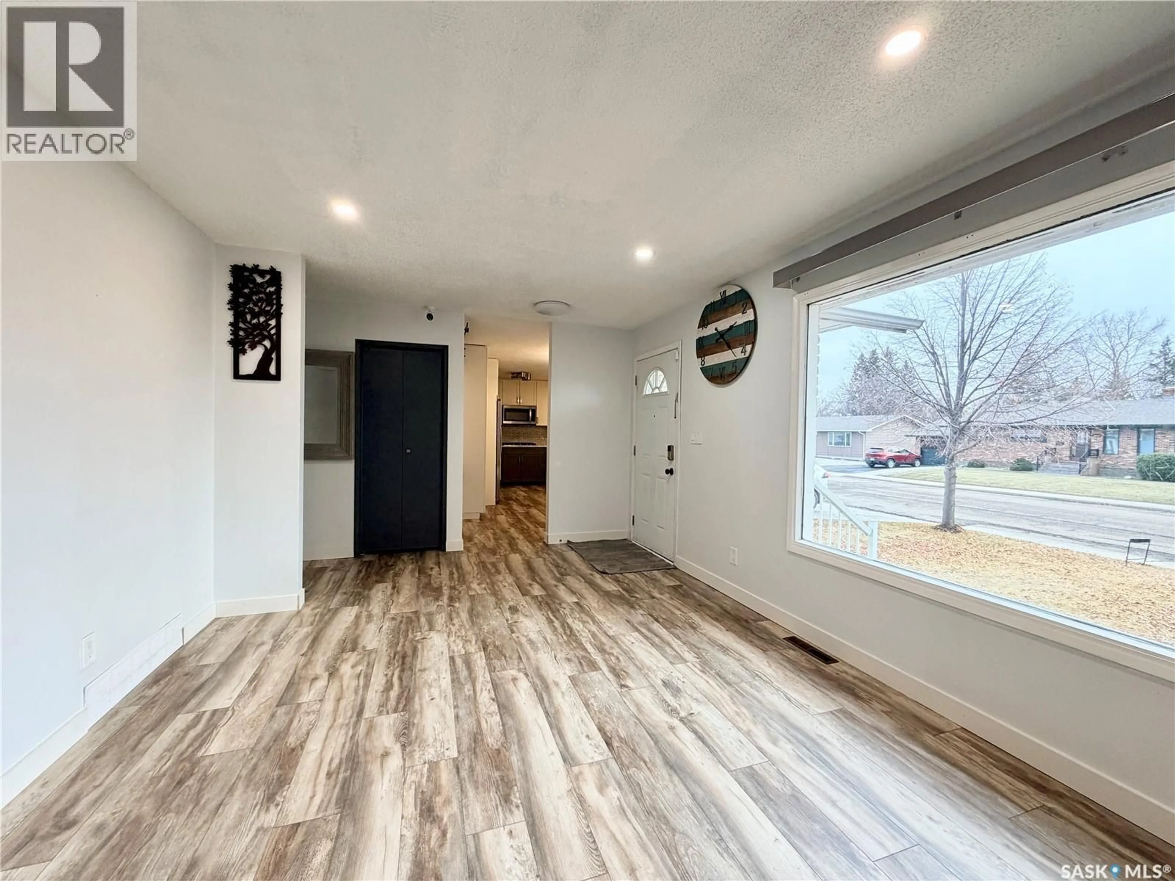 Indoor entryway for 9019 ABBOTT AVENUE, North Battleford Saskatchewan S9A3E8