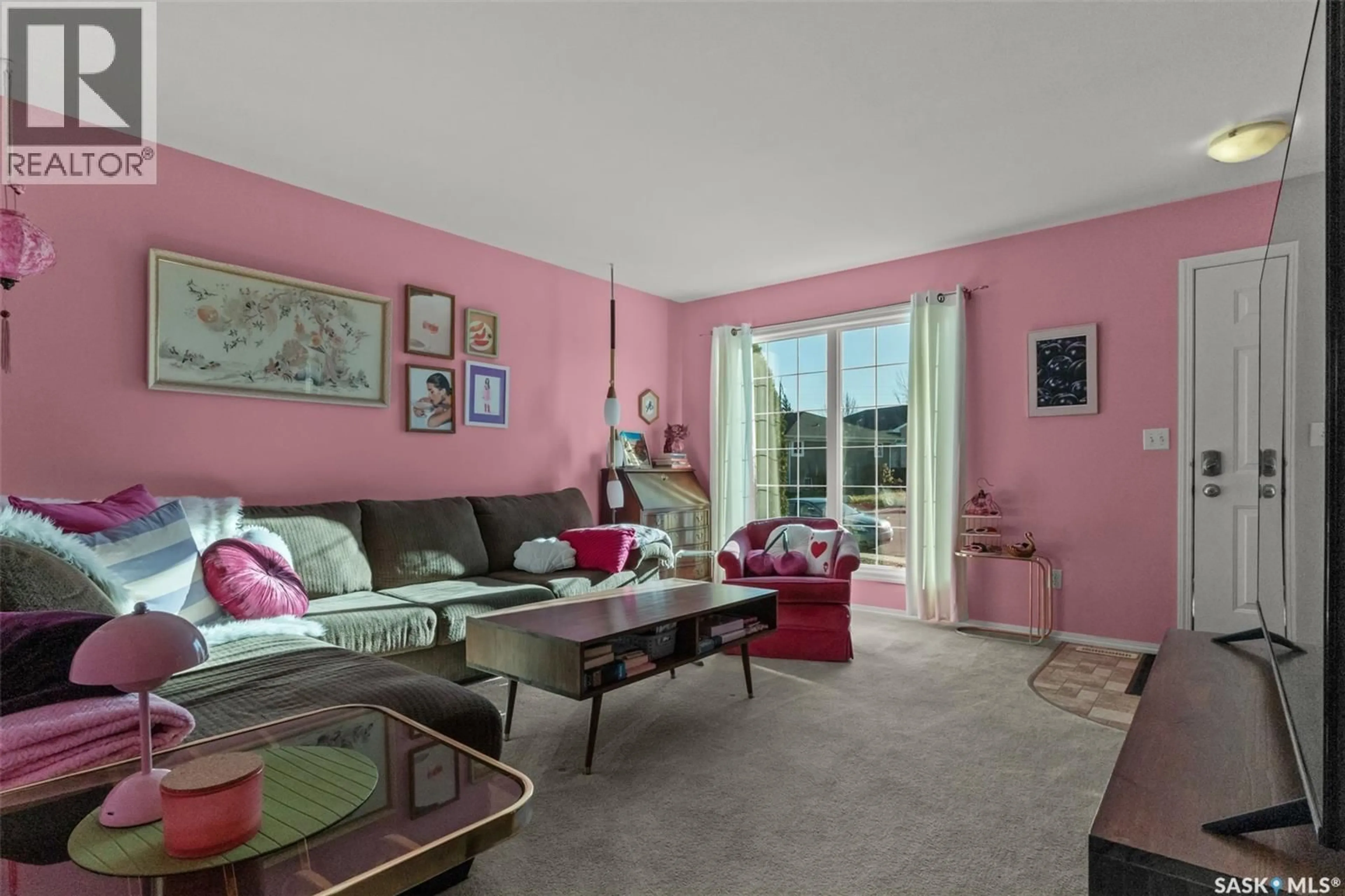 Living room with furniture, unknown for 215 RUTHERFORD CRESCENT, Saskatoon Saskatchewan S7N4X6