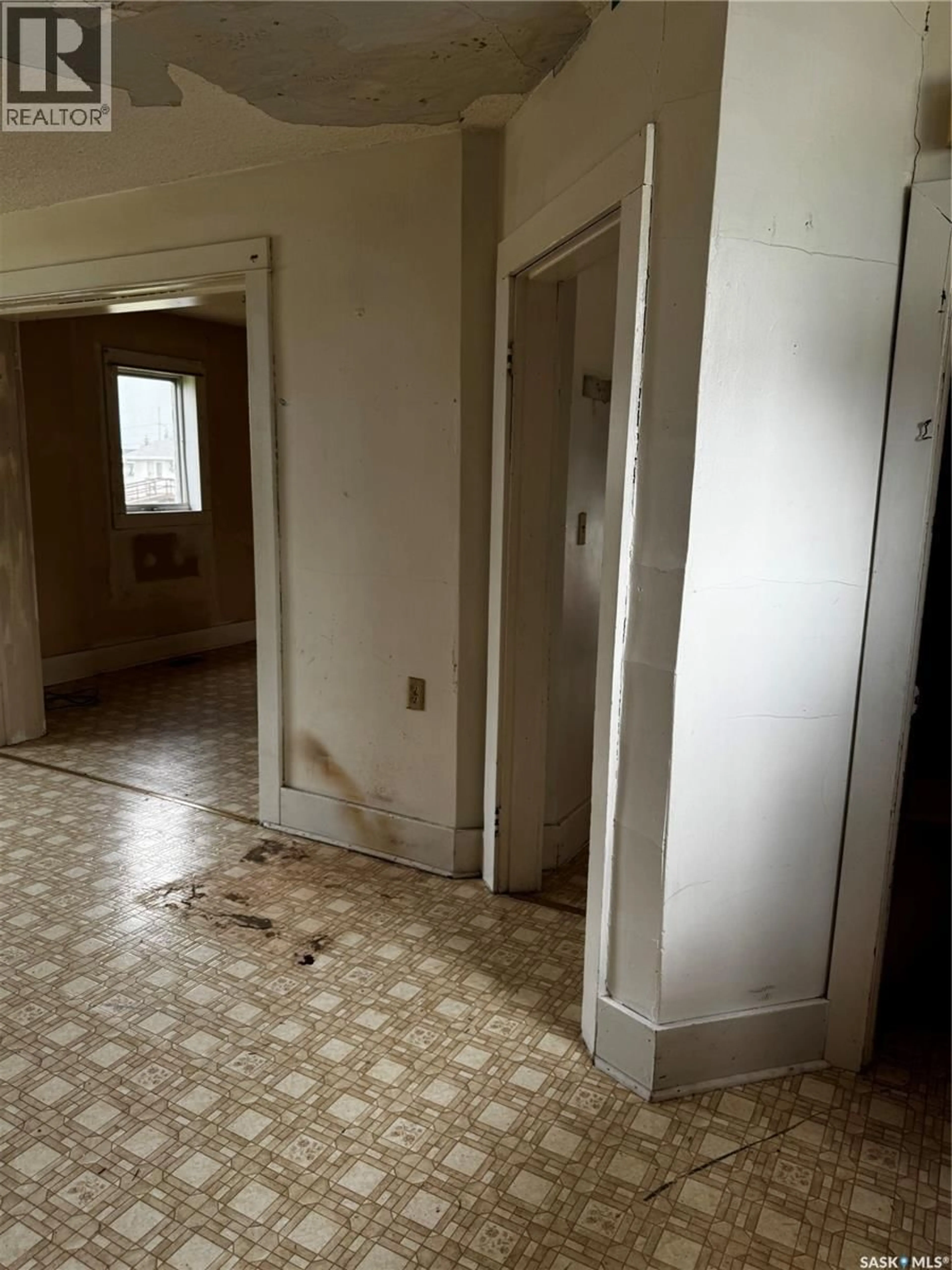 A pic of a room for 210 2ND AVENUE, Nokomis Saskatchewan S0G3R0