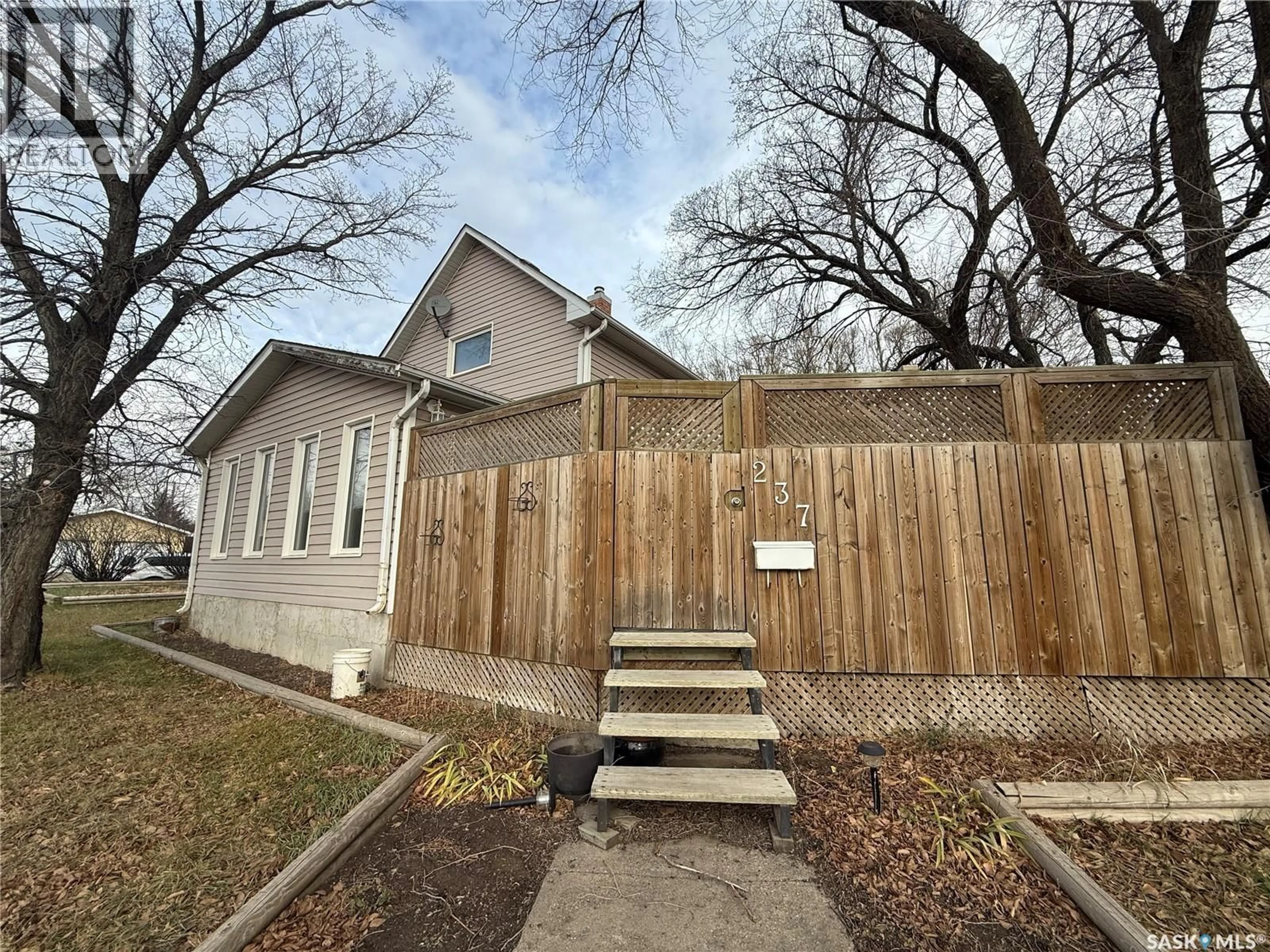 Unknown for 237 PERKINS STREET, Estevan Saskatchewan S4A0C3