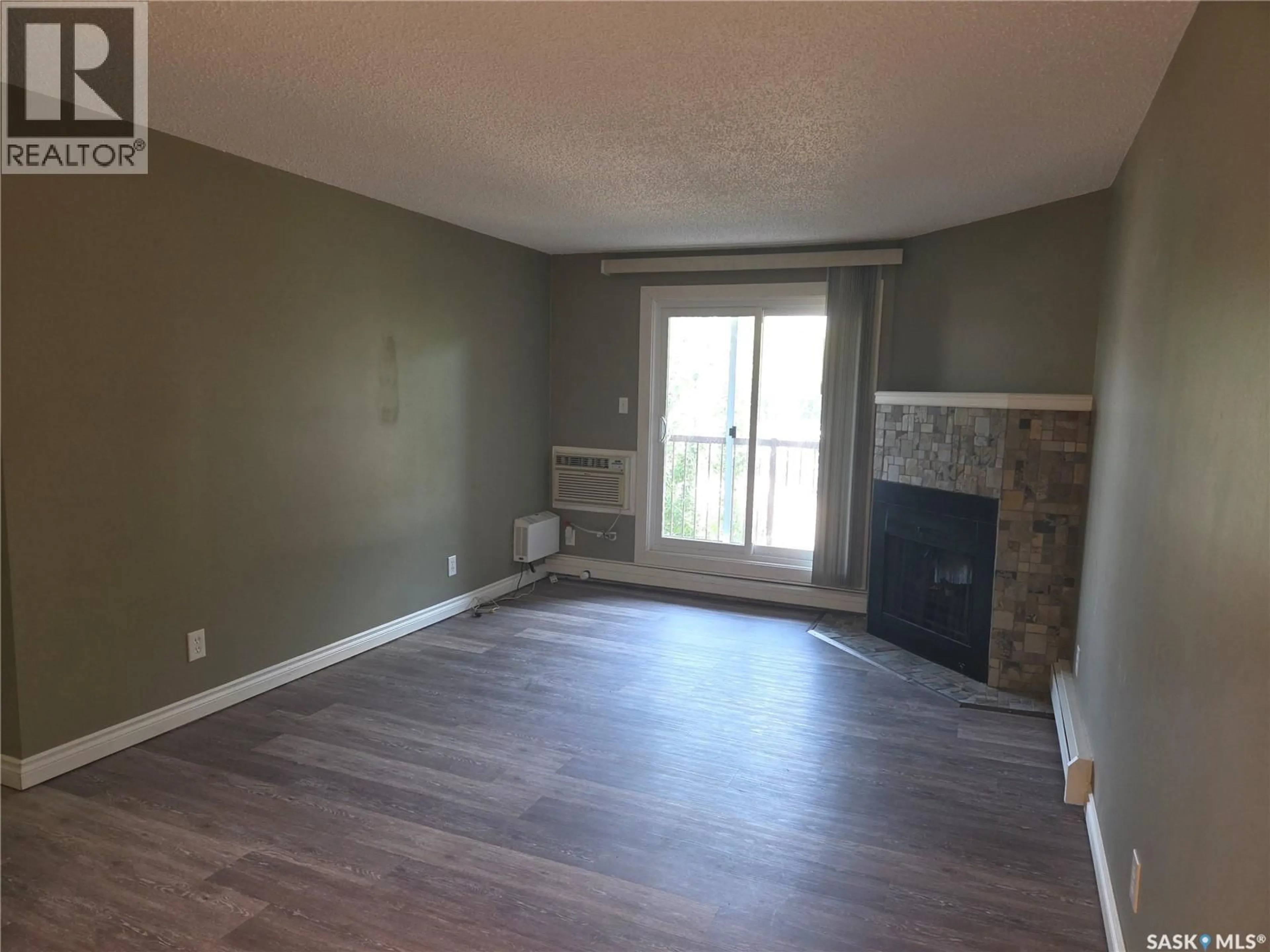 A pic of a room for 207B - 4040 8TH STREET, Saskatoon Saskatchewan S7H5L4