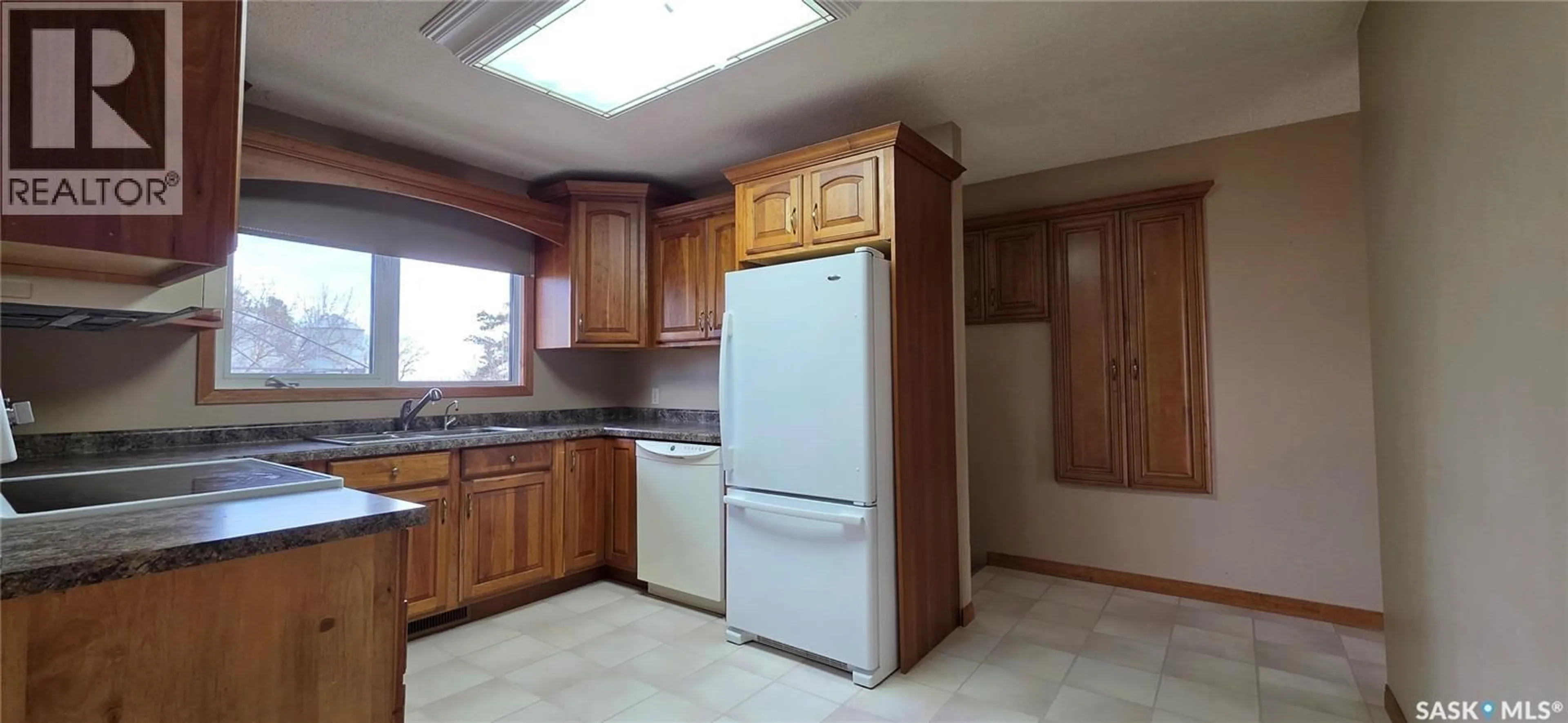 Standard kitchen, unknown for COOK ACREAGE, Estevan Rm No. 5 Saskatchewan S4A2X3