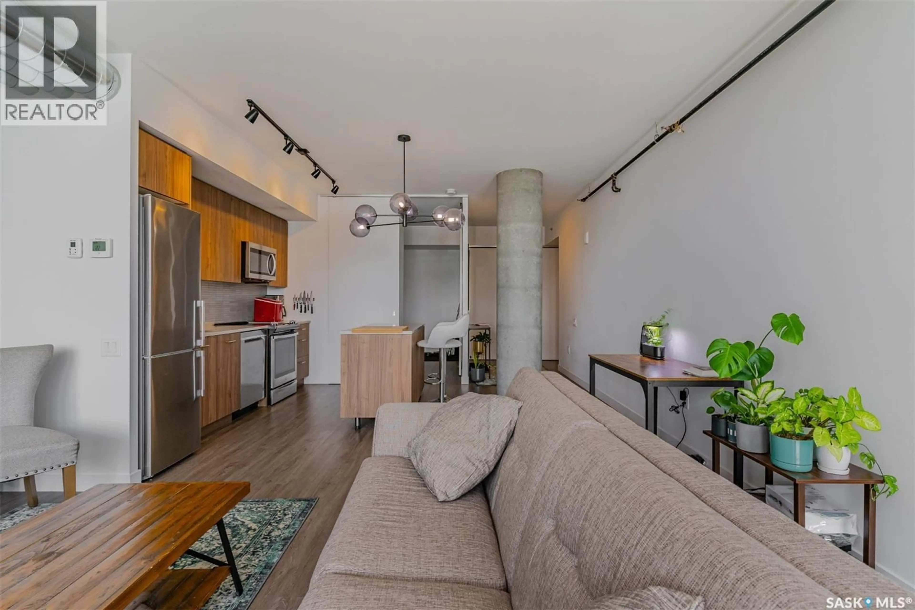 Living room with furniture, unknown for 490 - 508 2ND AVENUE, Saskatoon Saskatchewan S7K4H5