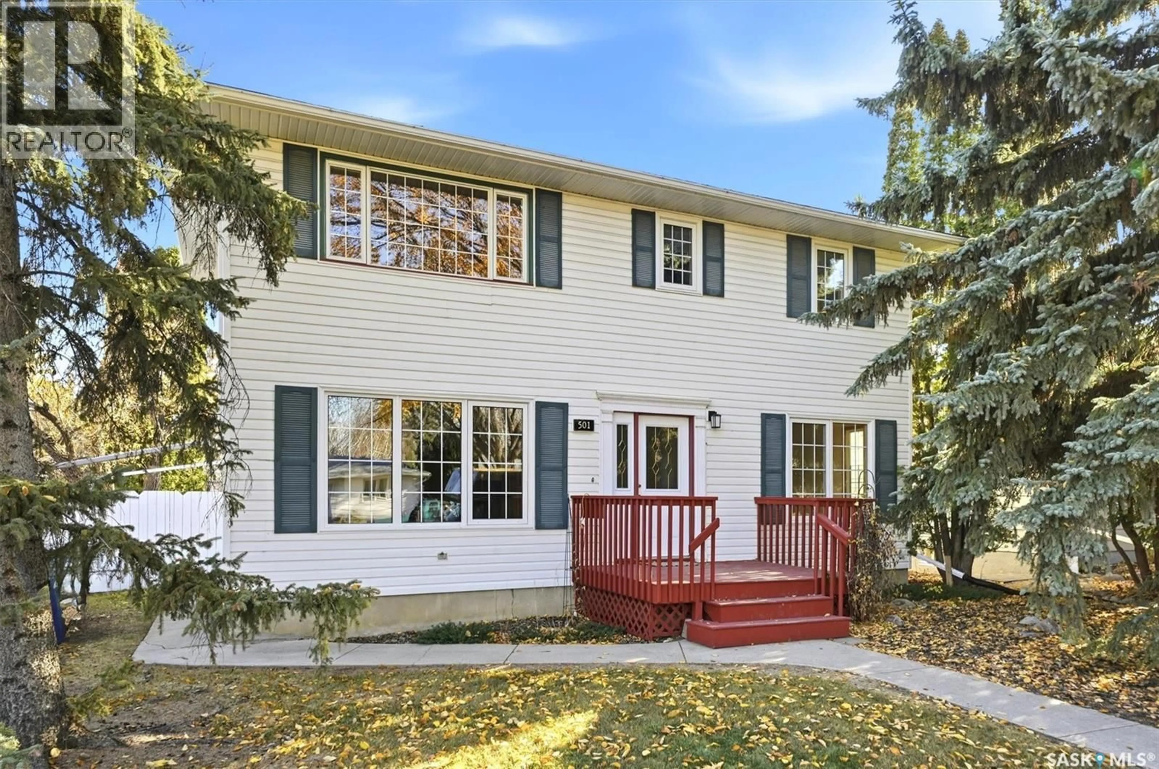Home with vinyl exterior material, street for 501 BATE CRESCENT, Saskatoon Saskatchewan S7H3A6